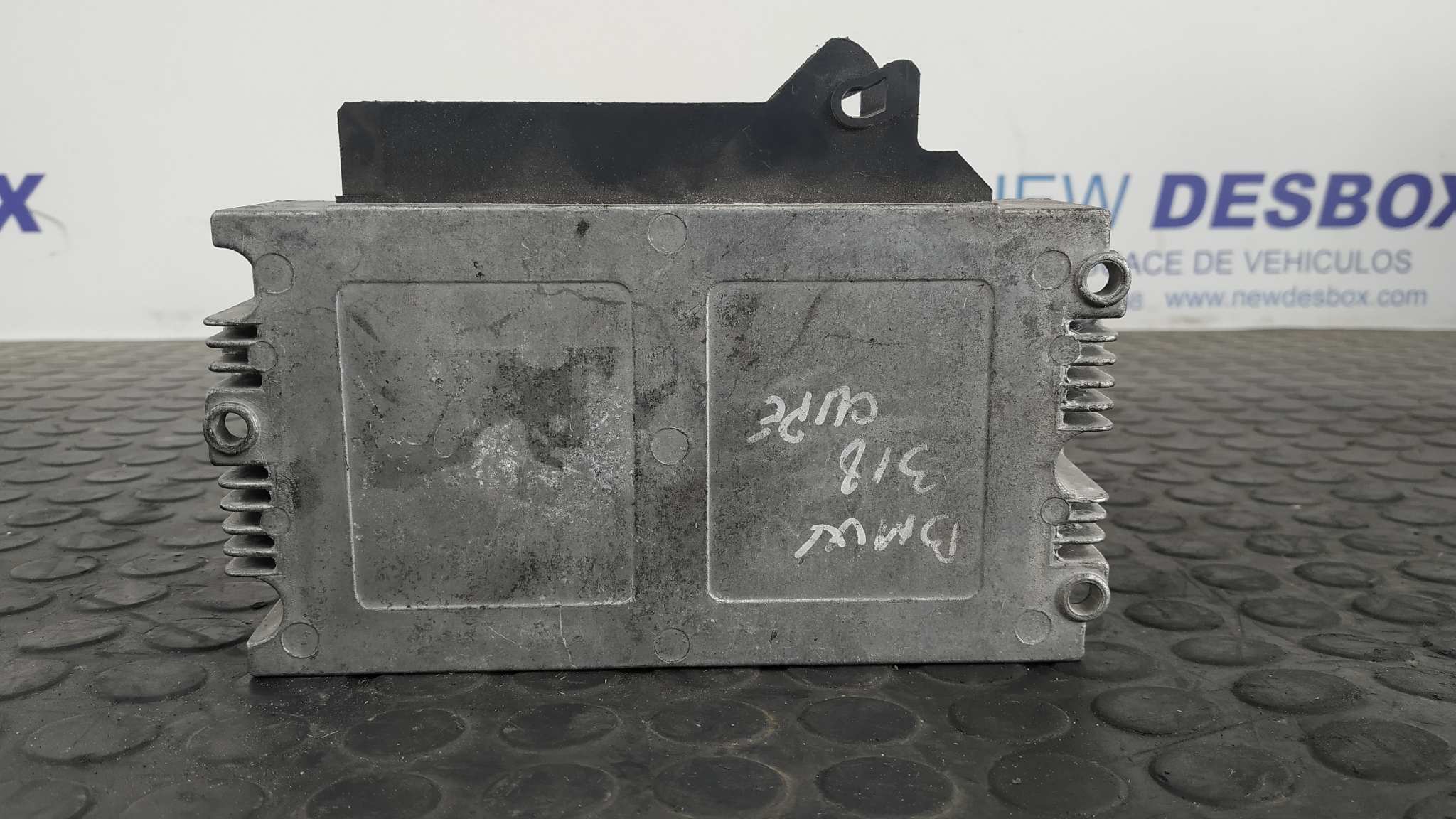 CENTRALITA ABS BMW SERIE 3 COUPE (E36) - vista 4