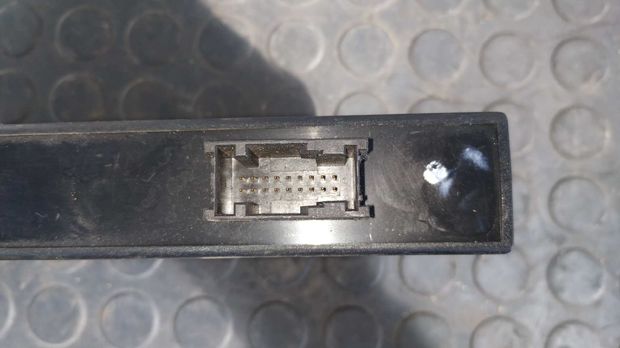 MODULO CONFORT BMW SERIE 3 COMPACTO (E36) - vista 4