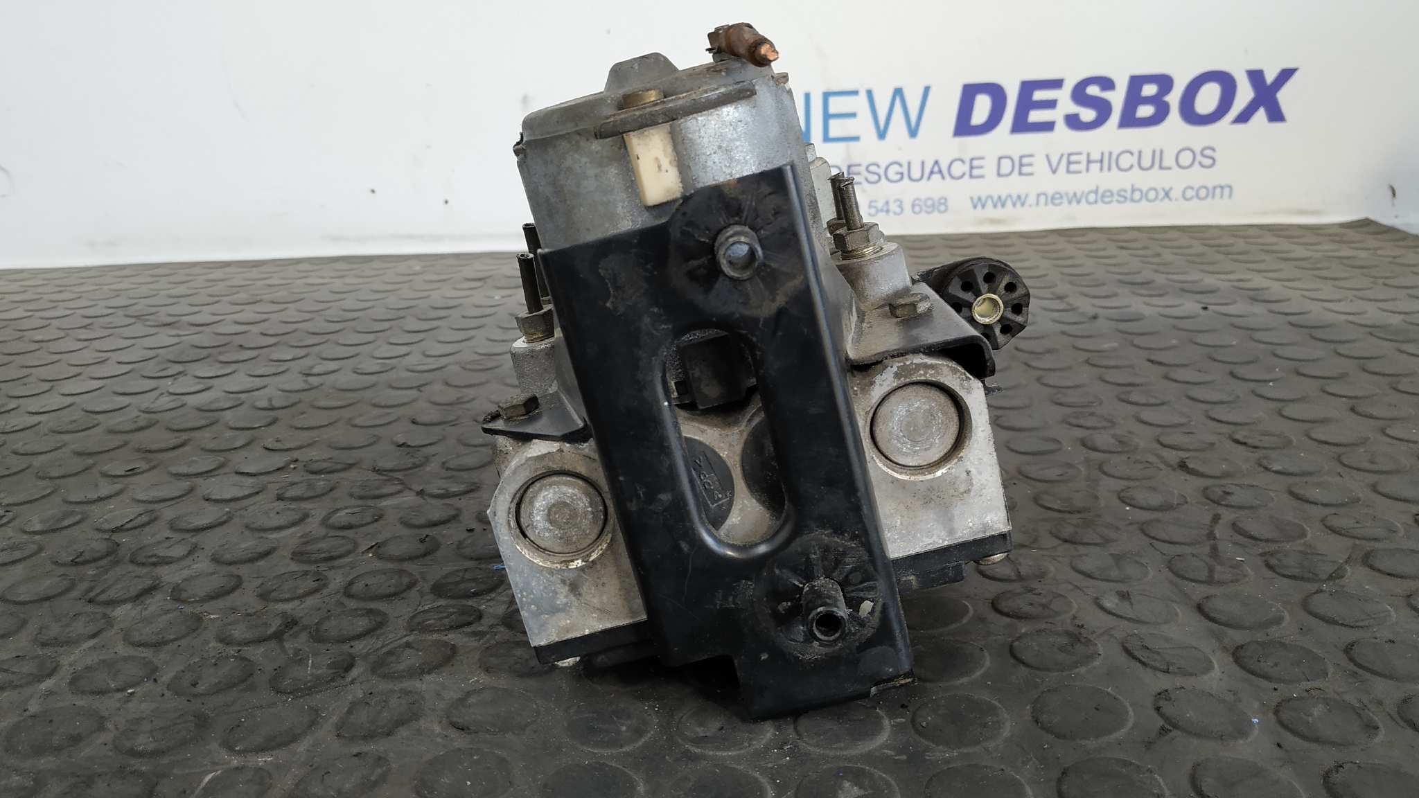 ABS BMW SERIE 7 (E38) - vista 4