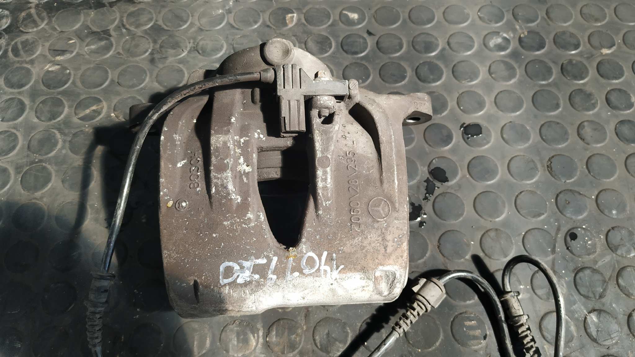 PINZA DE FRENO DELANTERA IZQUIERDA MERCEDES-BENZ CLASE E (W211) BERLINA