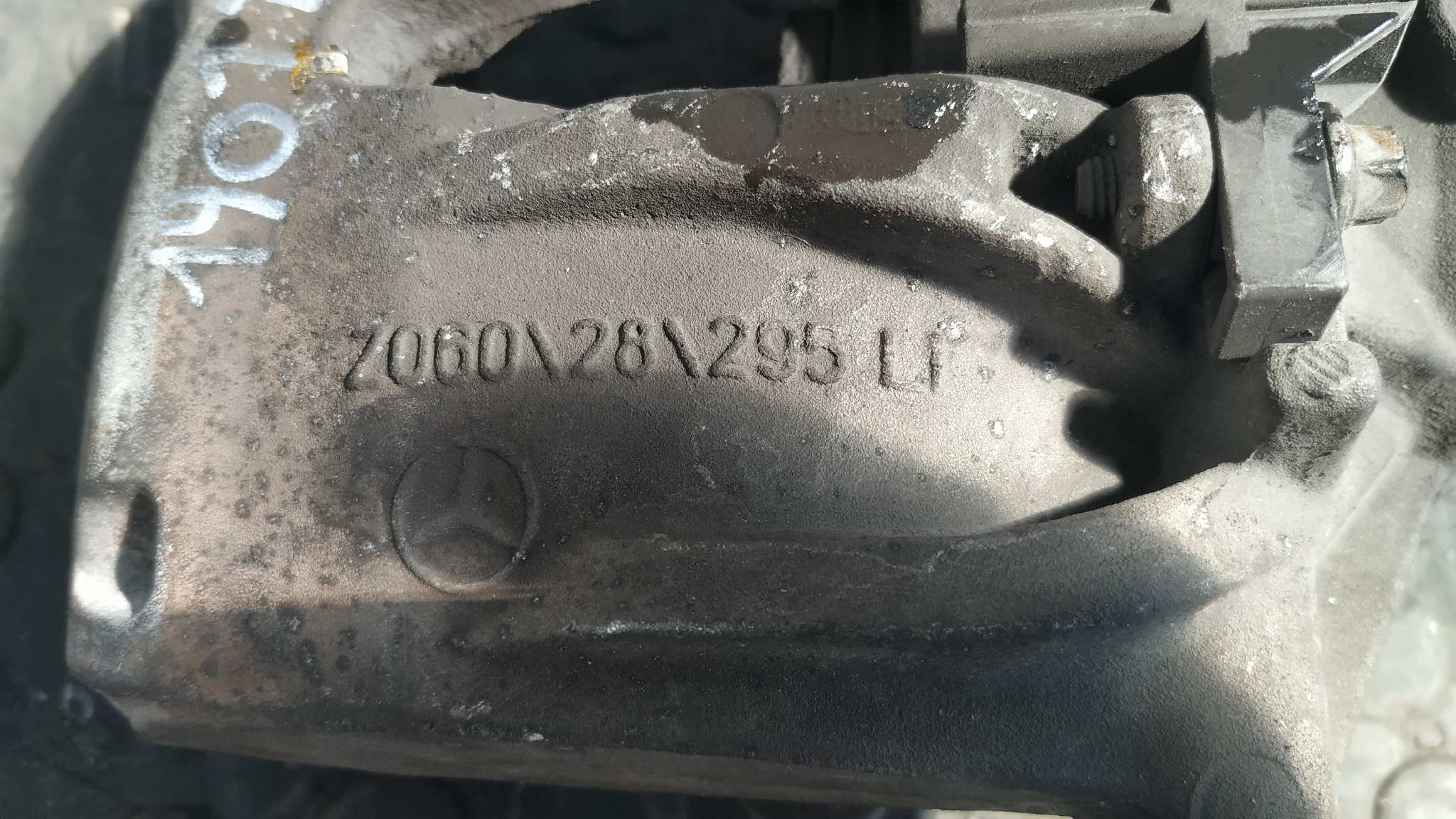 PINZA DE FRENO DELANTERA IZQUIERDA MERCEDES-BENZ CLASE E (W211) BERLINA - vista 2