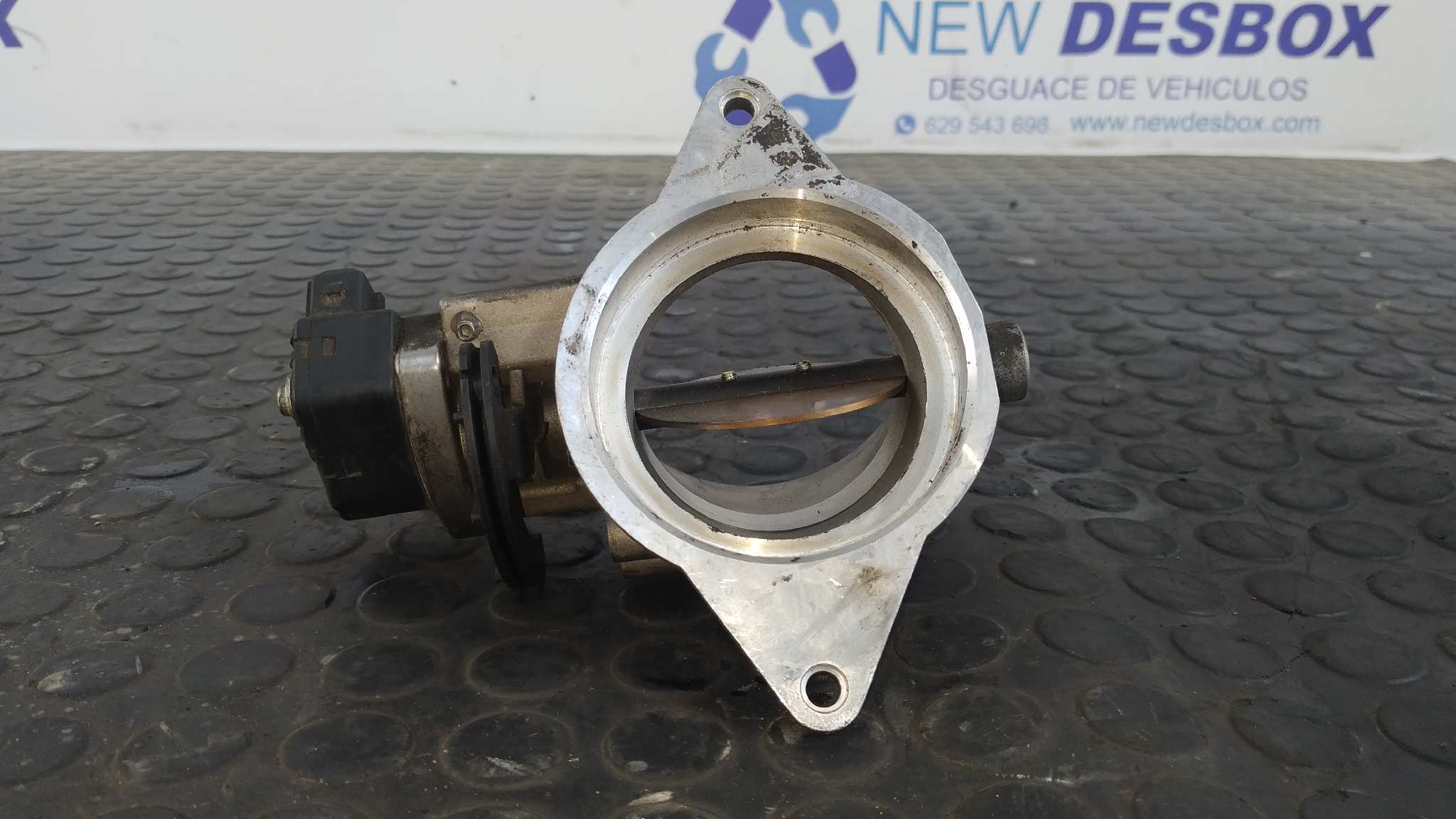 CAJA MARIPOSA BMW SERIE 5 BERLINA (E39) - vista 4