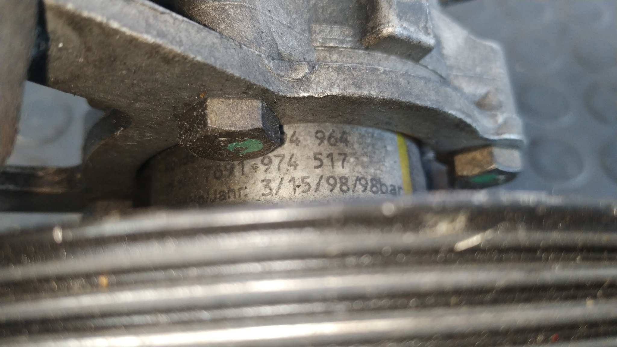 BOMBA DIRECCION BMW SERIE 3 BERLINA (E46) - vista 5