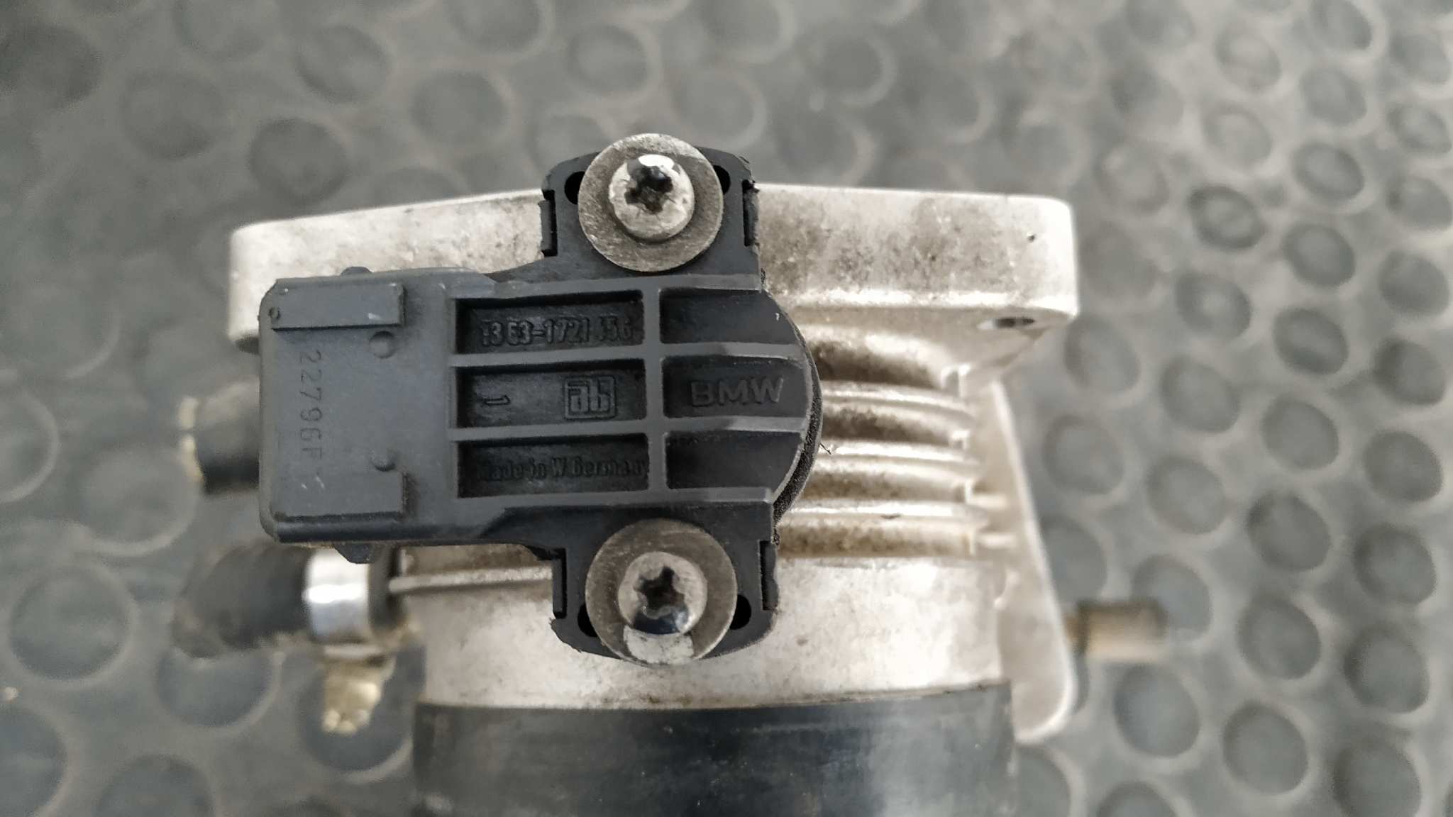 CAJA MARIPOSA BMW SERIE 5 BERLINA (E39) - vista 4