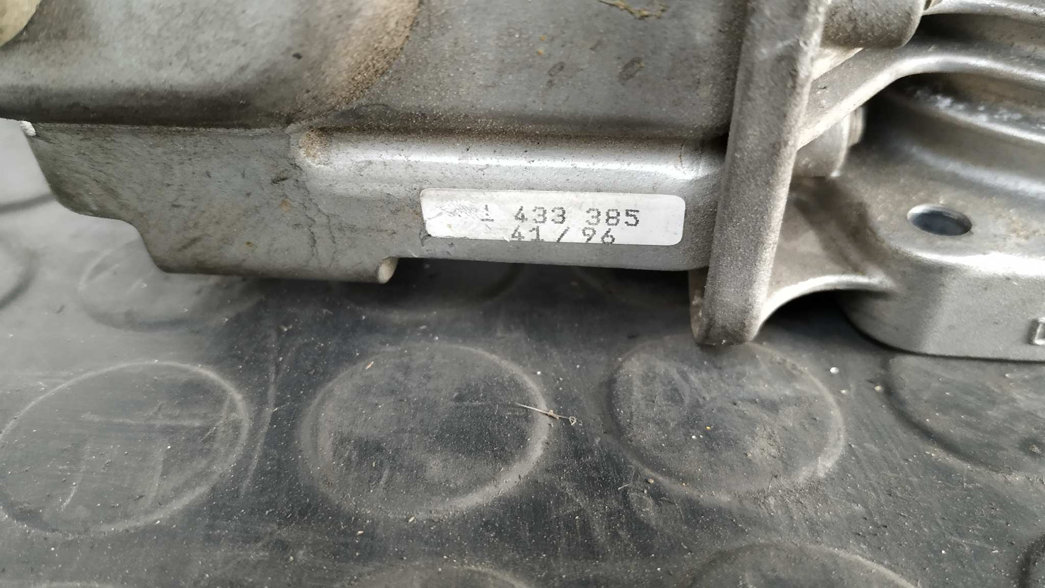 CAJA MARIPOSA BMW SERIE 5 BERLINA (E39) - vista 8