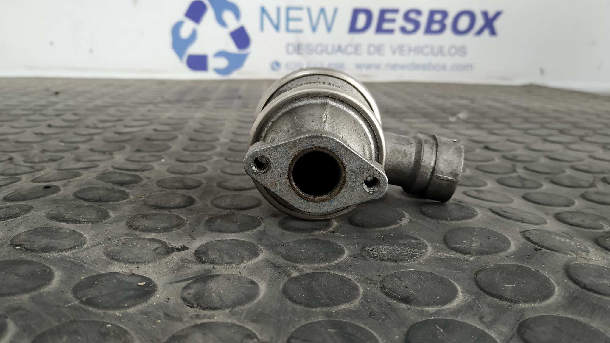 VALVULA EGR BMW SERIE 7 (E65/E66) - vista 2