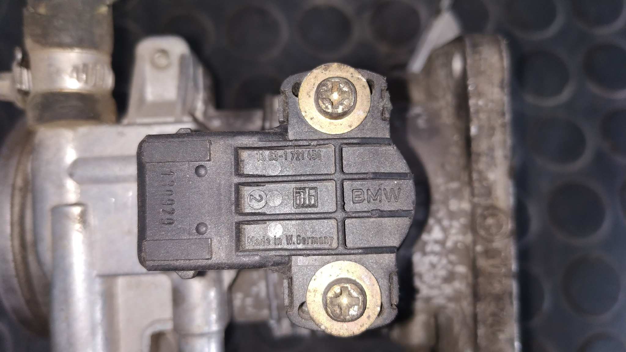 CAJA MARIPOSA BMW SERIE 3 BERLINA (E36) - vista 9