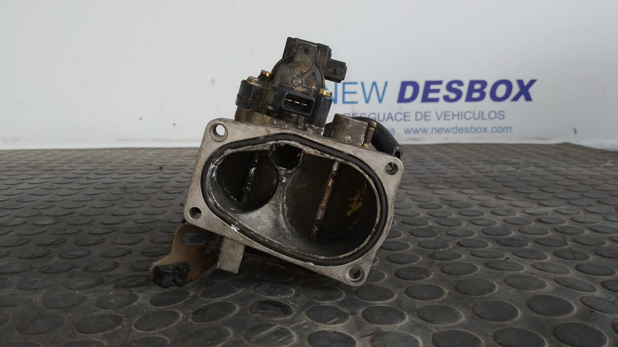 CAJA MARIPOSA BMW SERIE 3 COUPE (E36) - vista 4