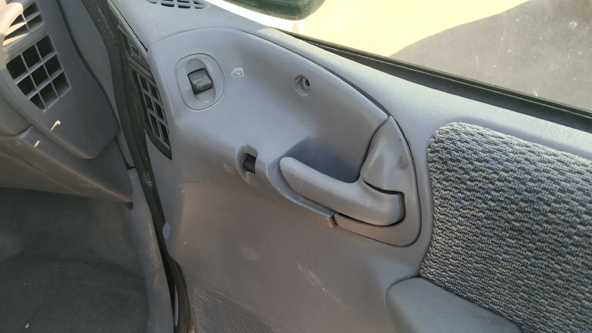 PILOTO TRASERO IZQUIERDO CHRYSLER VOYAGER (ES) - vista 4