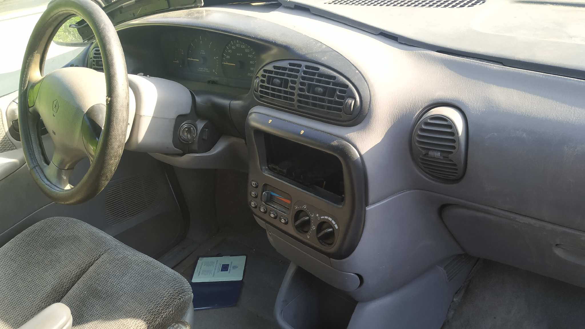 PILOTO TRASERO IZQUIERDO CHRYSLER VOYAGER (ES) - vista 3