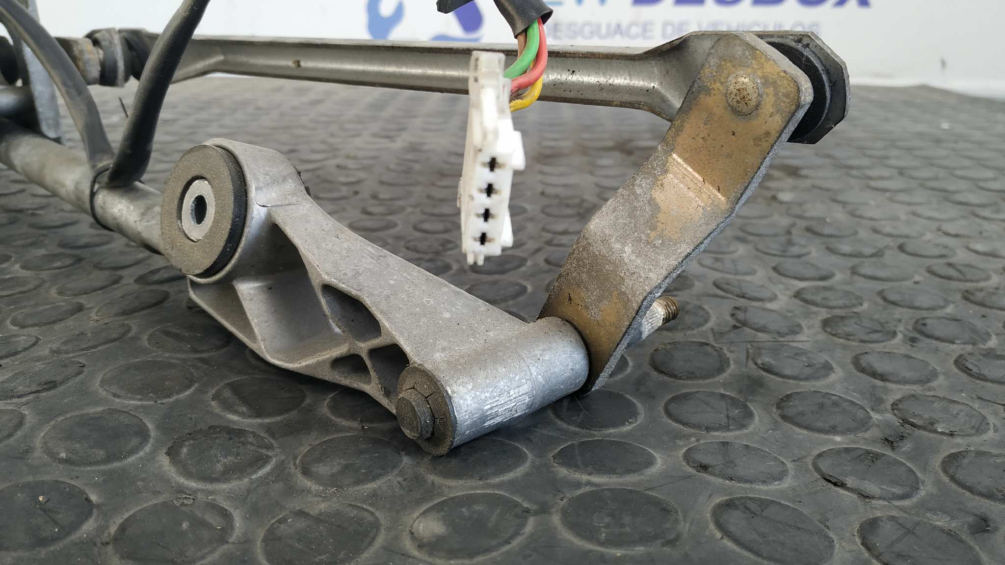 MOTOR LIMPIA DELANTERO MERCEDES-BENZ CLASE C (W203) BERLINA - vista 4