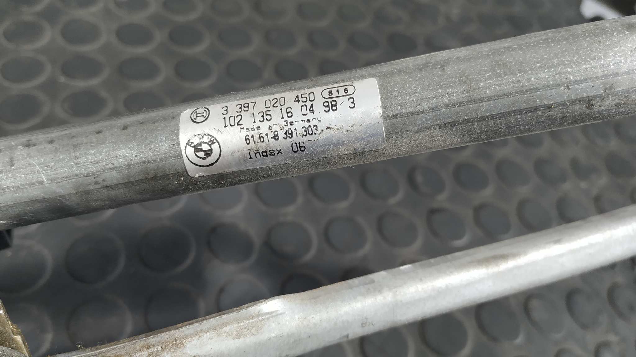 MOTOR LIMPIA DELANTERO BMW SERIE 3 BERLINA (E46) - vista 2