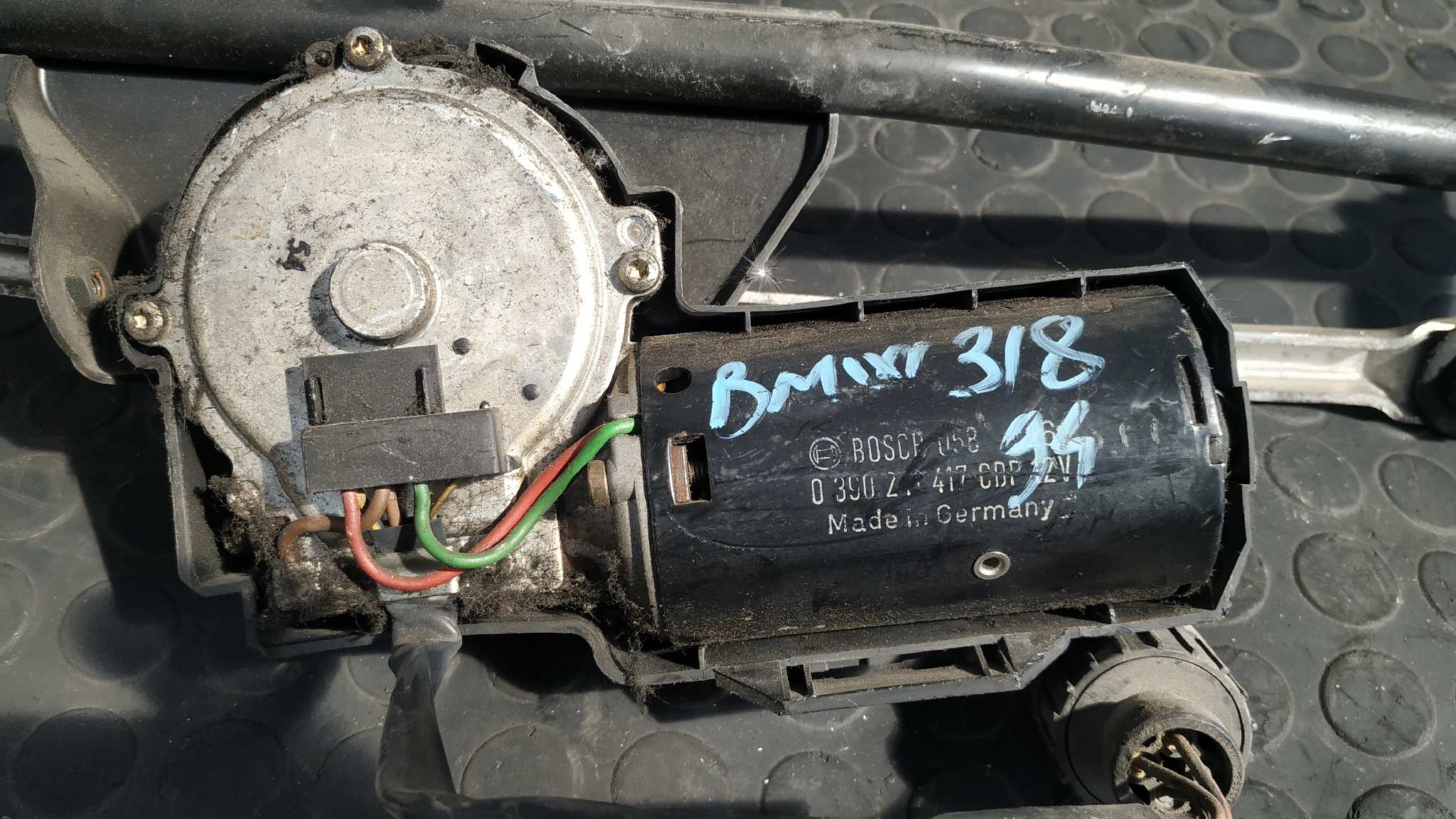 MOTOR LIMPIA DELANTERO BMW SERIE 3 BERLINA (E36) - vista 3