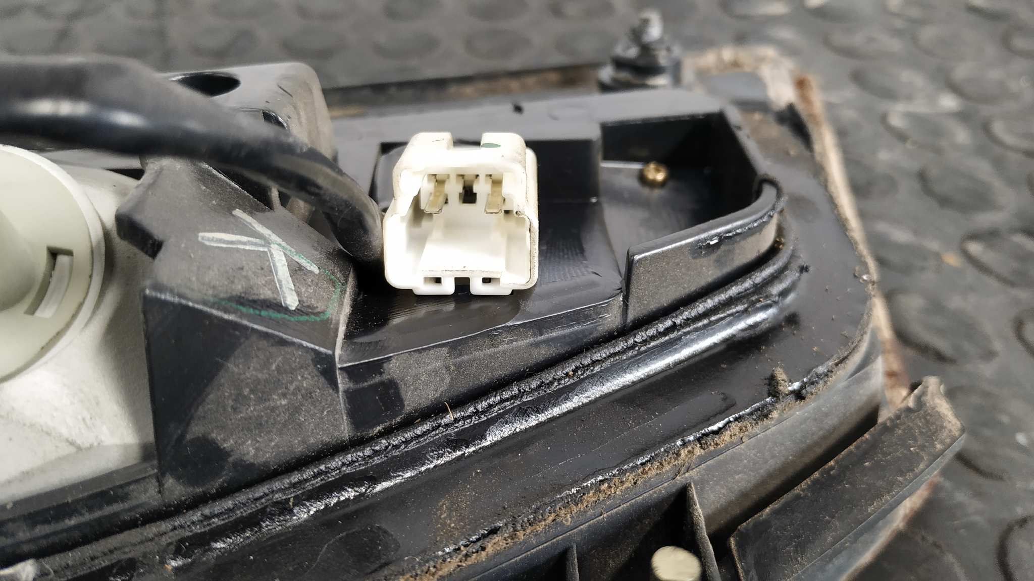 PILOTO PORTON DERECHO NISSAN ALMERA (N16/E) - vista 2