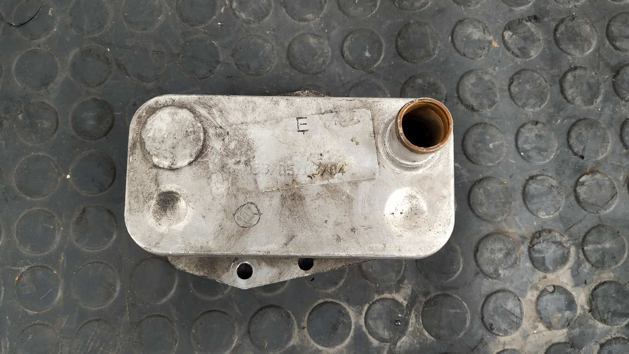 ENFRIADOR ACEITE MOTOR BMW SERIE 1 BERLINA (E81/E87) - vista 2