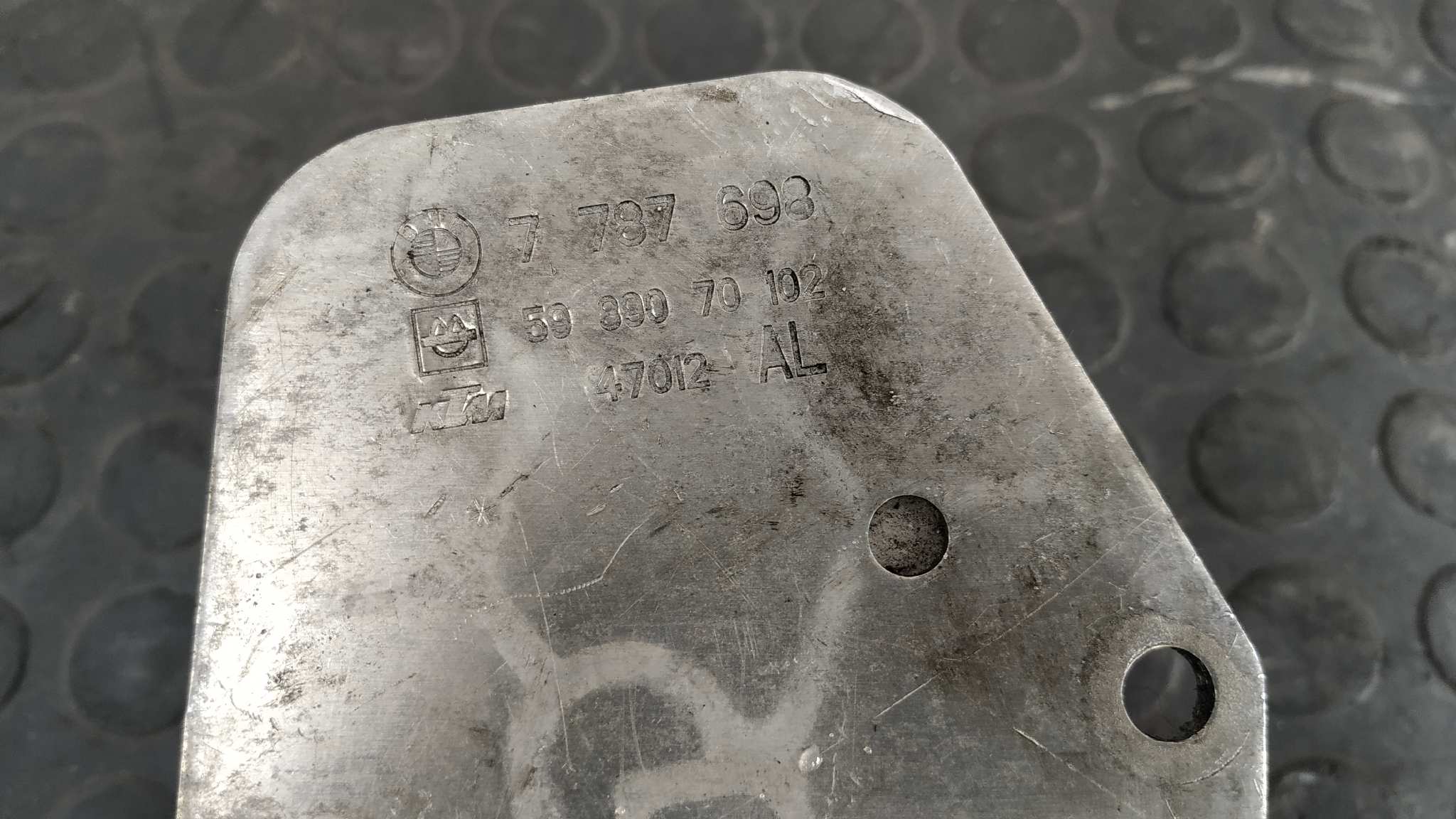 ENFRIADOR ACEITE MOTOR BMW SERIE 1 BERLINA (E81/E87) - vista 3