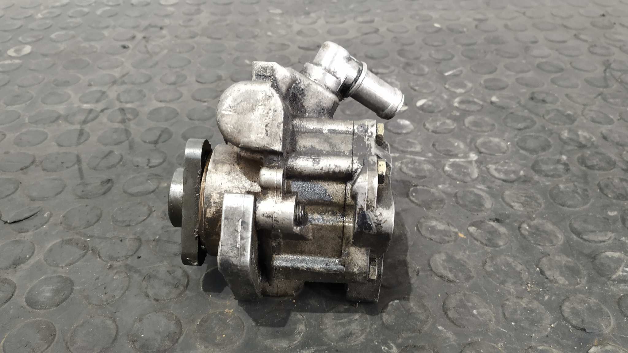 BOMBA DIRECCION BMW SERIE 5 BERLINA (E39) - vista 6