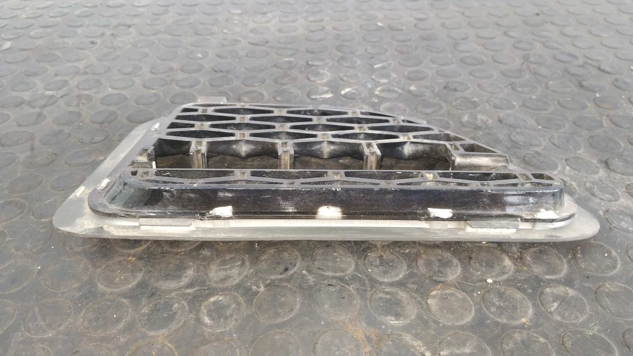 REJILLA DELANTERA LAND ROVER RANGE ROVER SPORT - vista 2