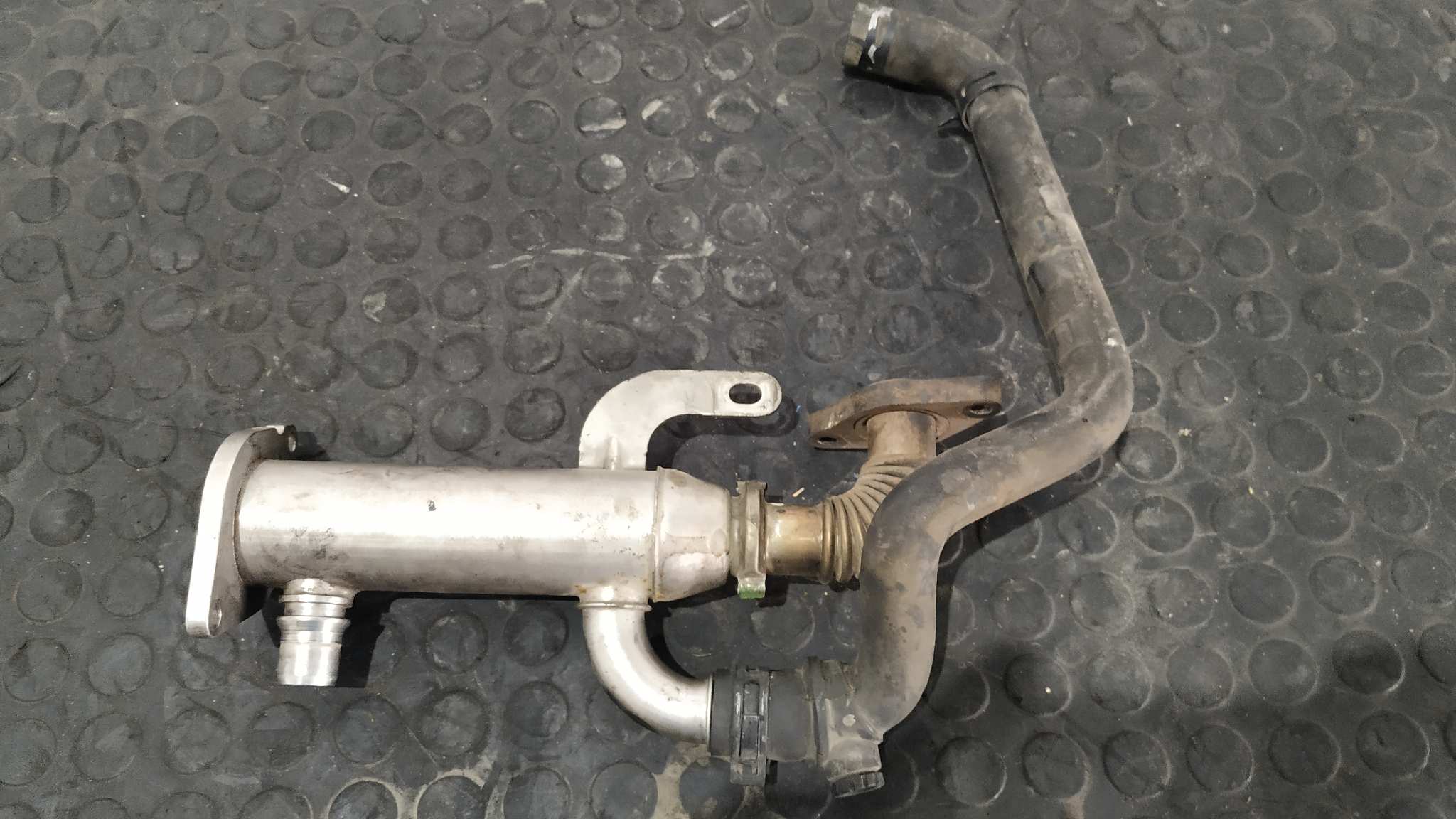 ENFRIADOR GASES EGR PEUGEOT 407 2.0 16V HDI FAP CAT (RHR / DW10BTED4) - vista 5