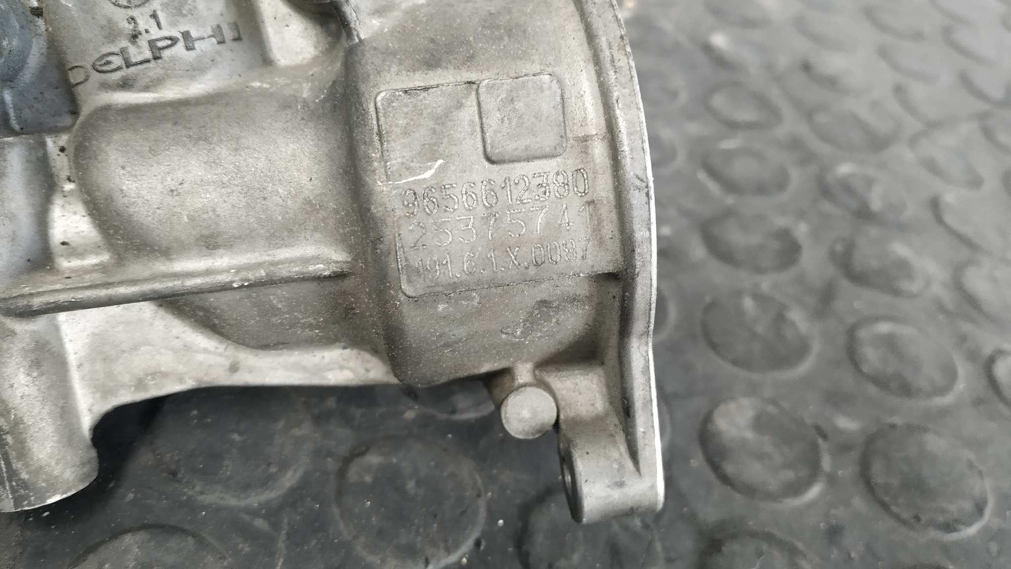 VALVULA EGR PEUGEOT 407 2.0 - vista 5