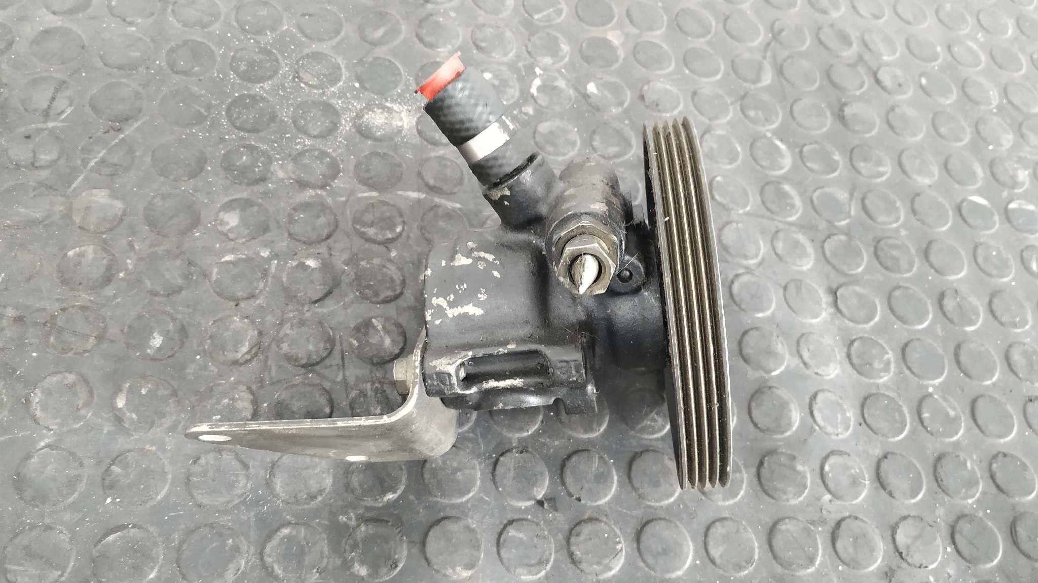 BOMBA DIRECCION PEUGEOT 405 BERLINA - vista 3