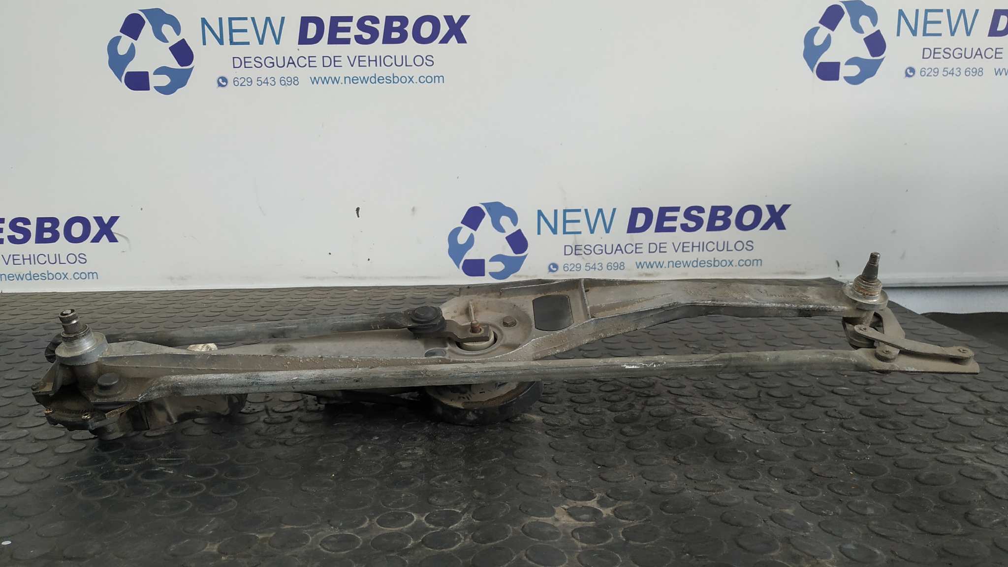 MOTOR LIMPIA DELANTERO BMW SERIE 7 (E32) - vista 6