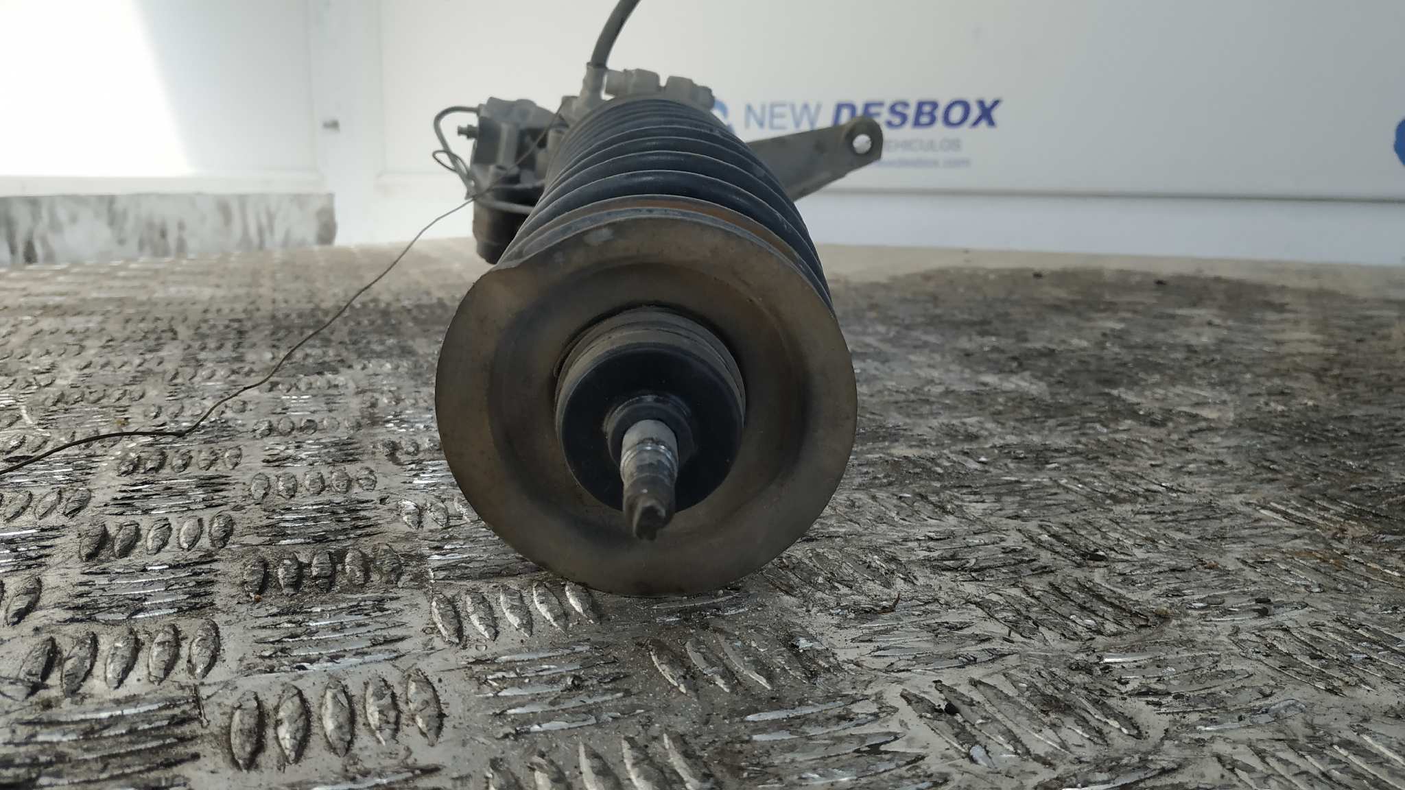 MANGUETA DELANTERA IZQUIERDA LIGIER NOVA - vista 4