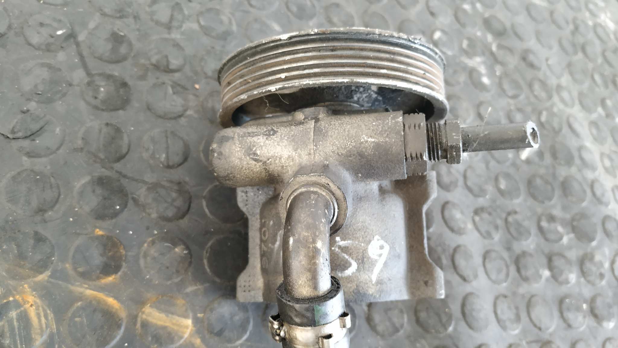 BOMBA DIRECCION PEUGEOT 106 (S2) - vista 3