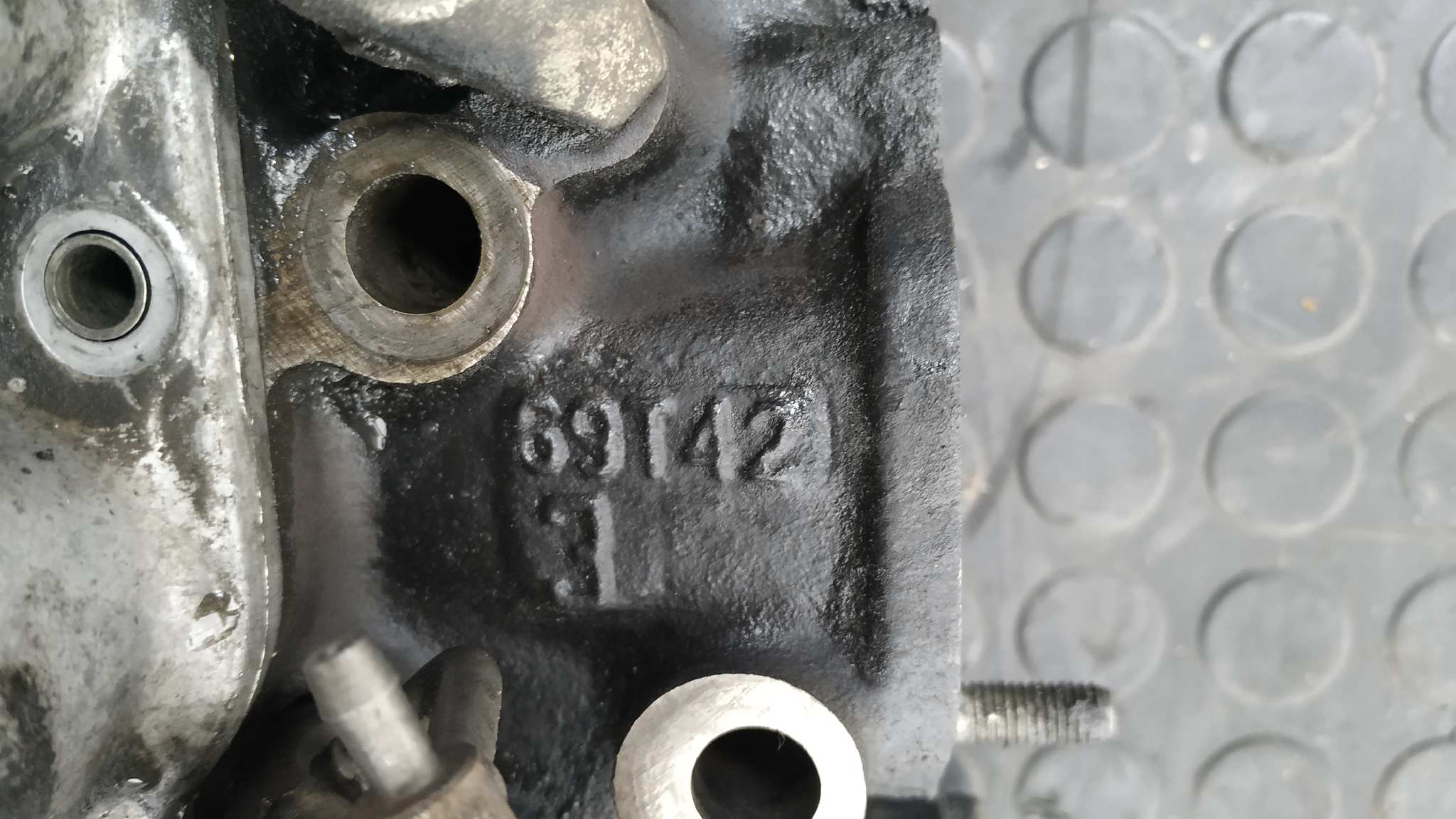 CULATA NISSAN CABSTAR E - vista 6