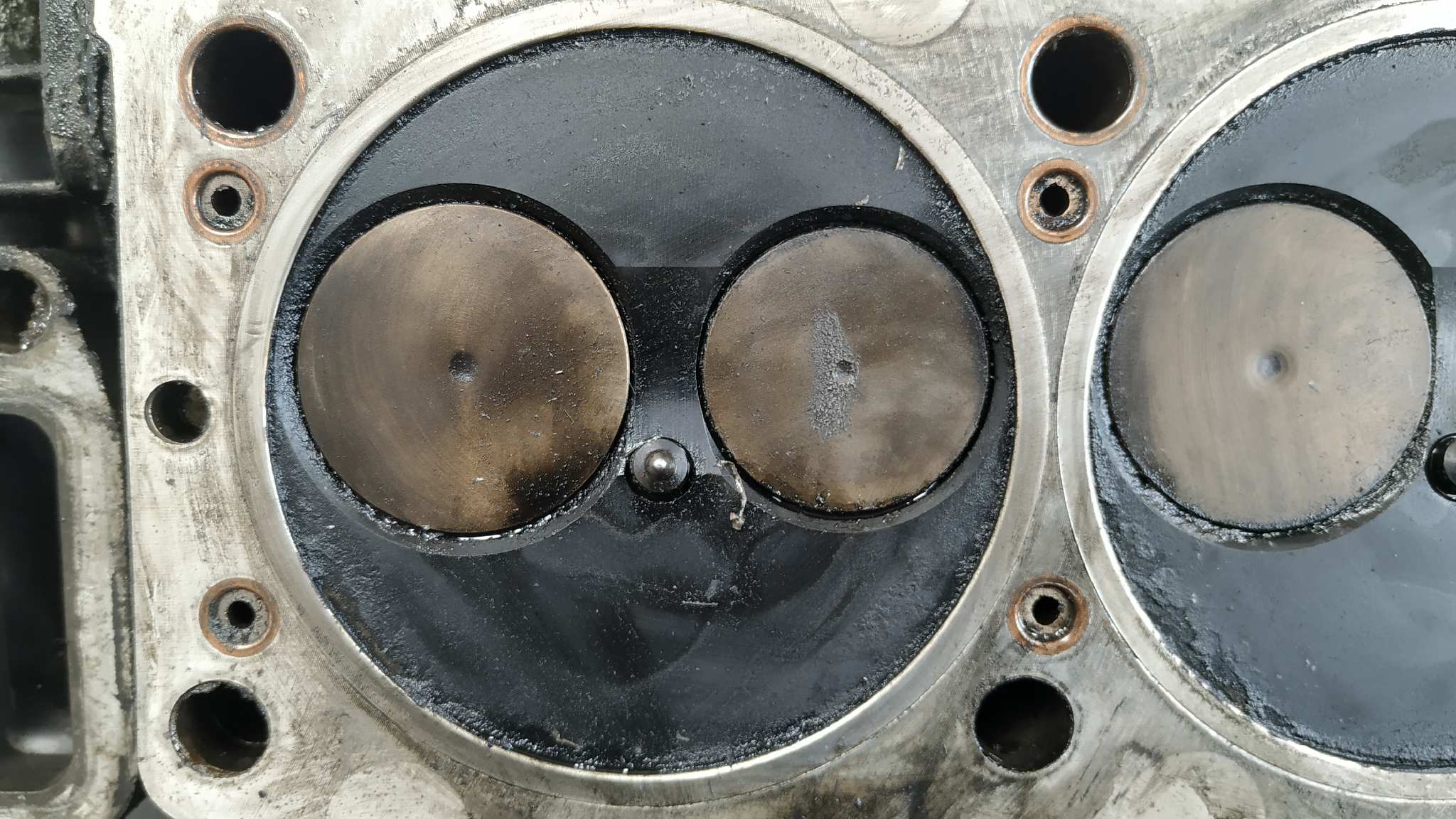 CULATA NISSAN CABSTAR E - vista 4