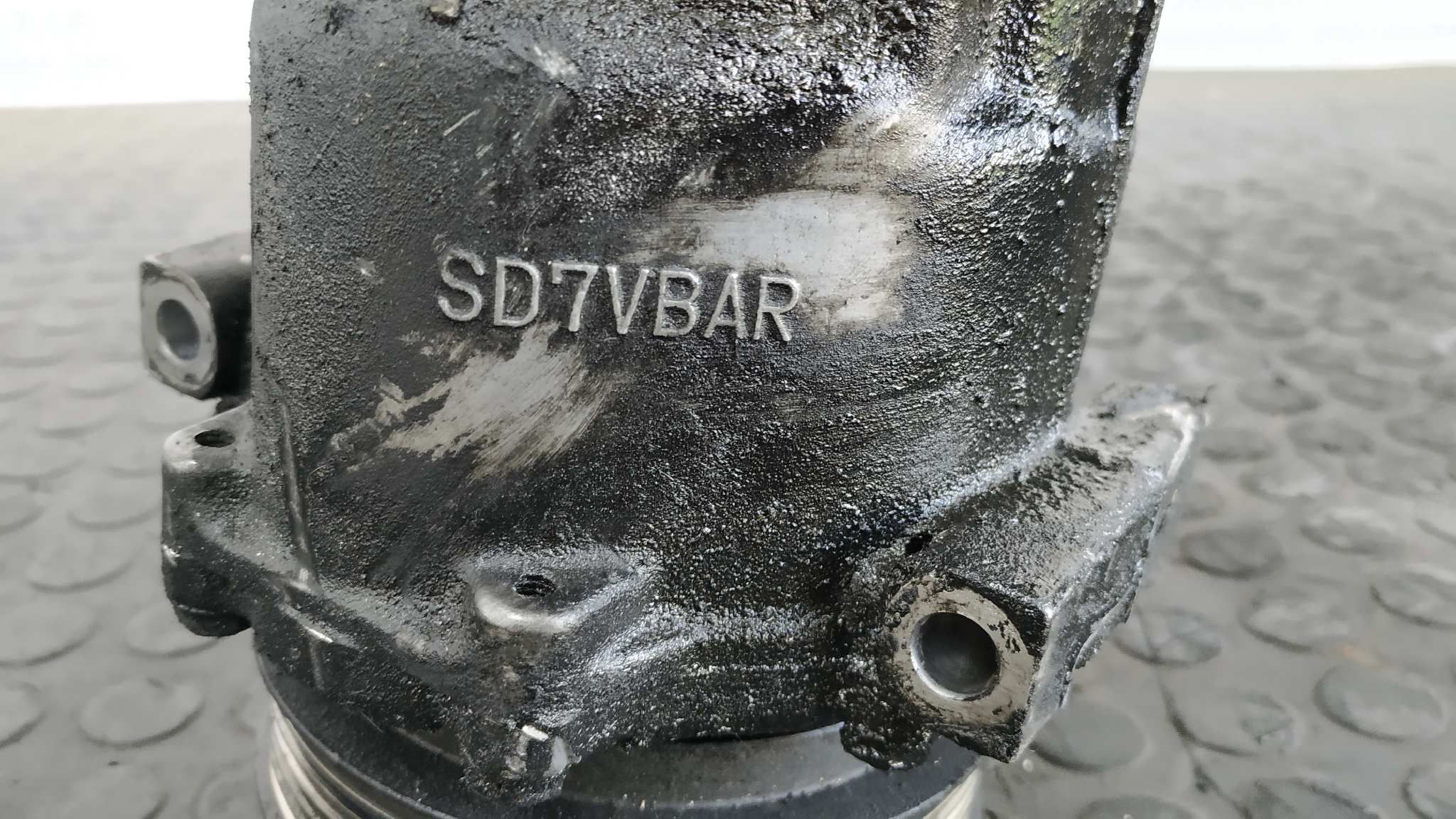 COMPRESOR AIRE ACONDICIONADO RENAULT MEGANE I SCENIC (JA0) - vista 2