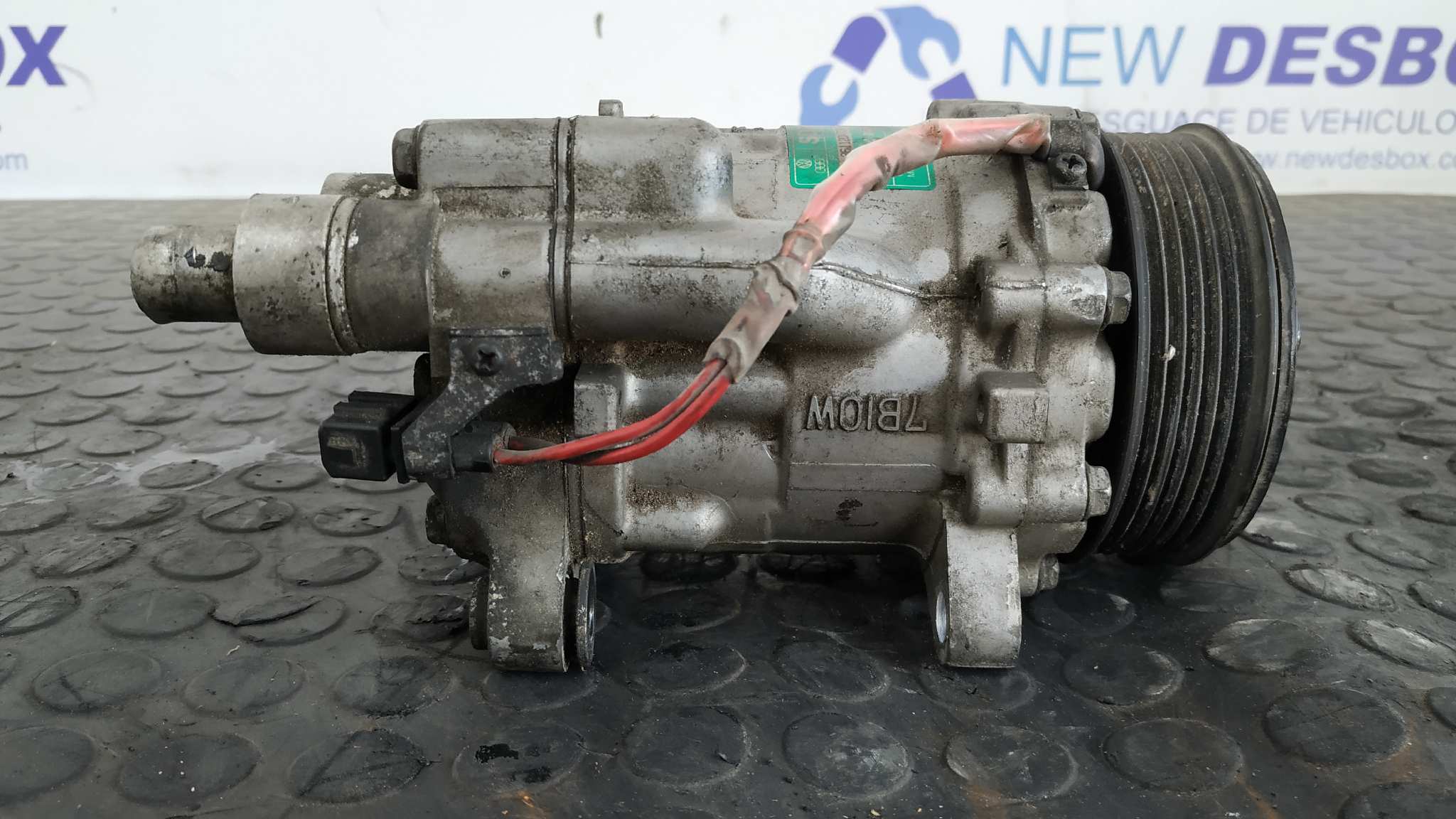 COMPRESOR AIRE ACONDICIONADO VOLKSWAGEN POLO BERLINA (6N1) - vista 2