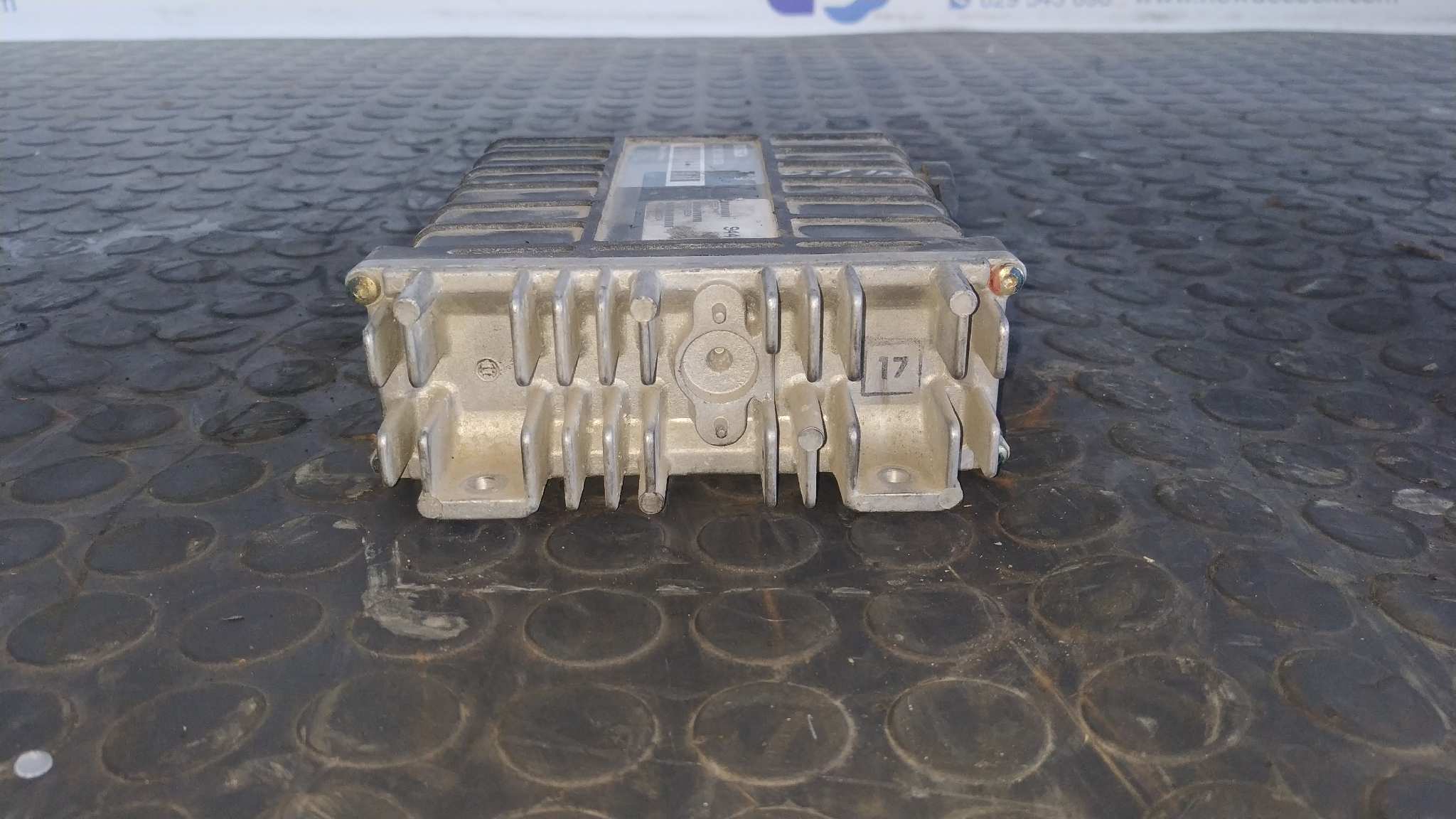 CENTRALITA MOTOR UCE PEUGEOT 106 (S1) - vista 3