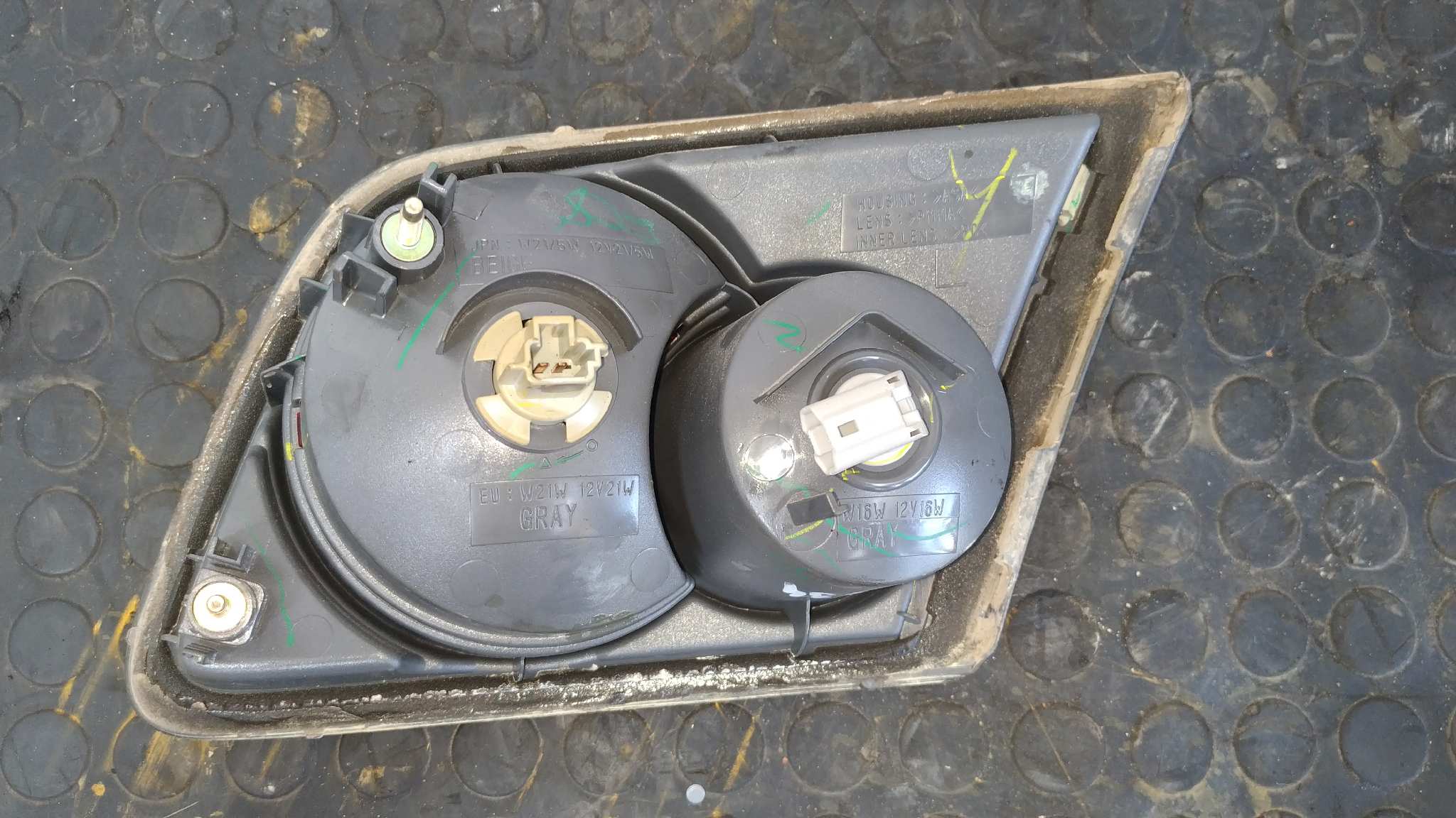 PILOTO PORTON IZQUIERDO MAZDA 6 BERLINA (GG) - vista 2