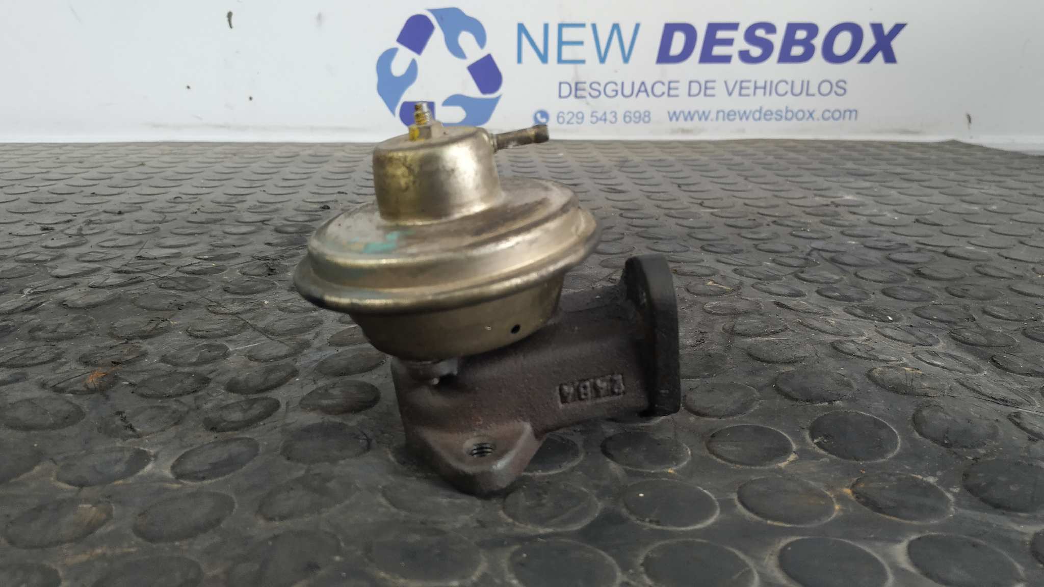 VALVULA EGR NISSAN TERRANO/TERRANO.II (R20) - vista 2