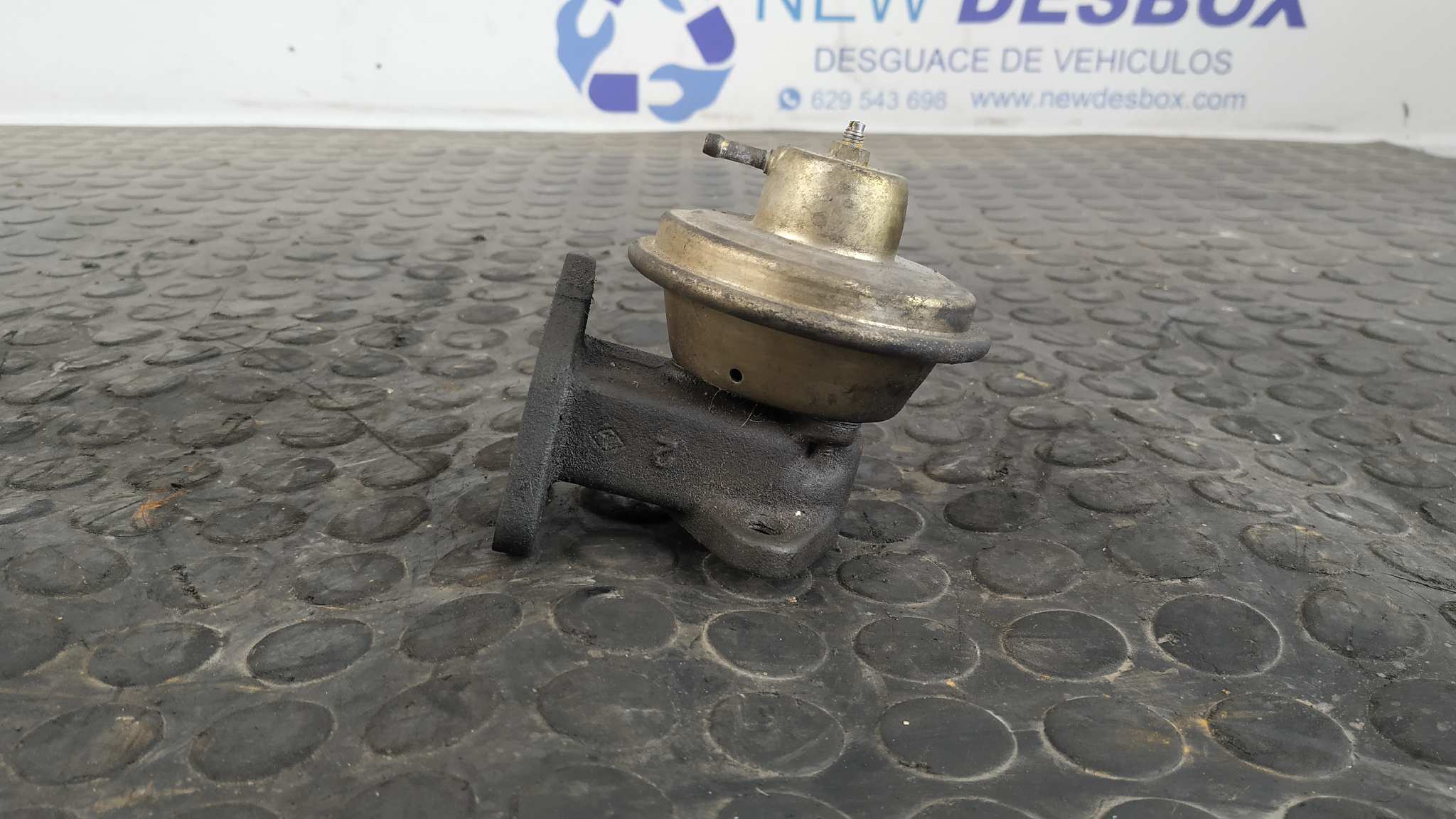 VALVULA EGR NISSAN TERRANO/TERRANO.II (R20) - vista 5