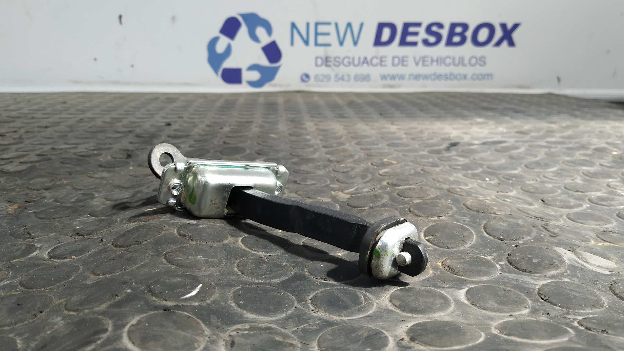 RETENEDOR PUERTA DERECHA CHEVROLET AVEO