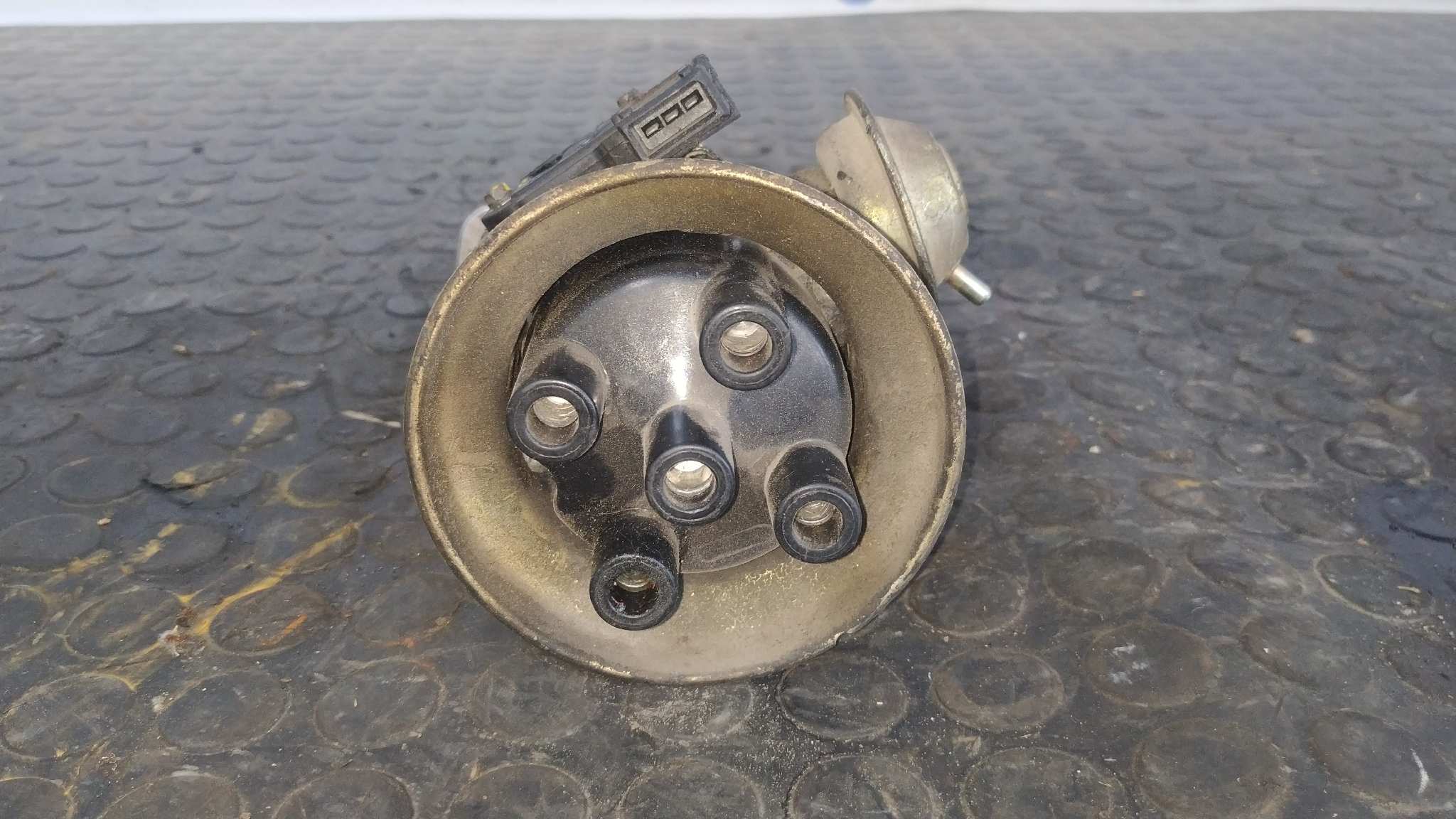 DELCO FORD ESCORT BERLINA - vista 3