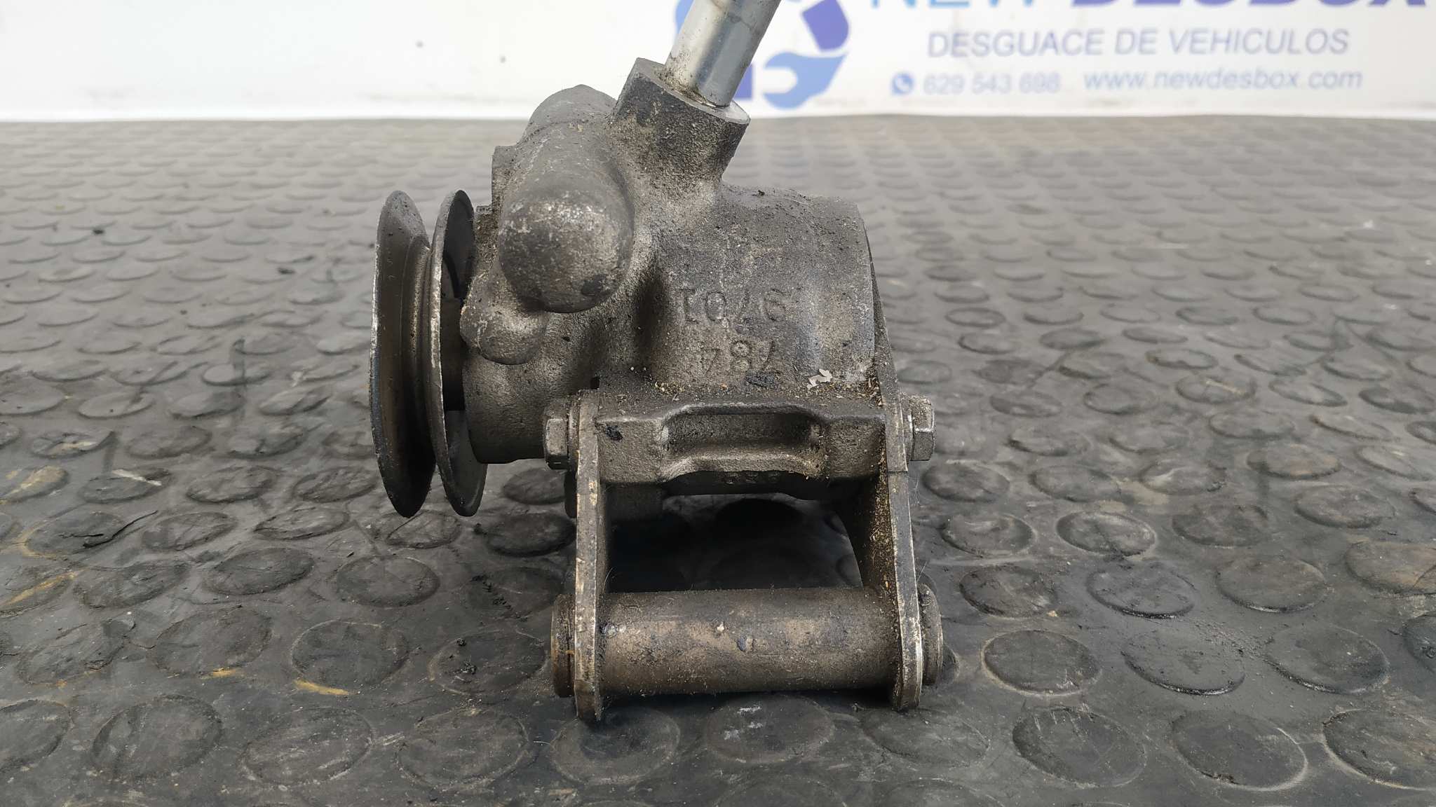 BOMBA DIRECCION PEUGEOT 205 BERLINA - vista 5