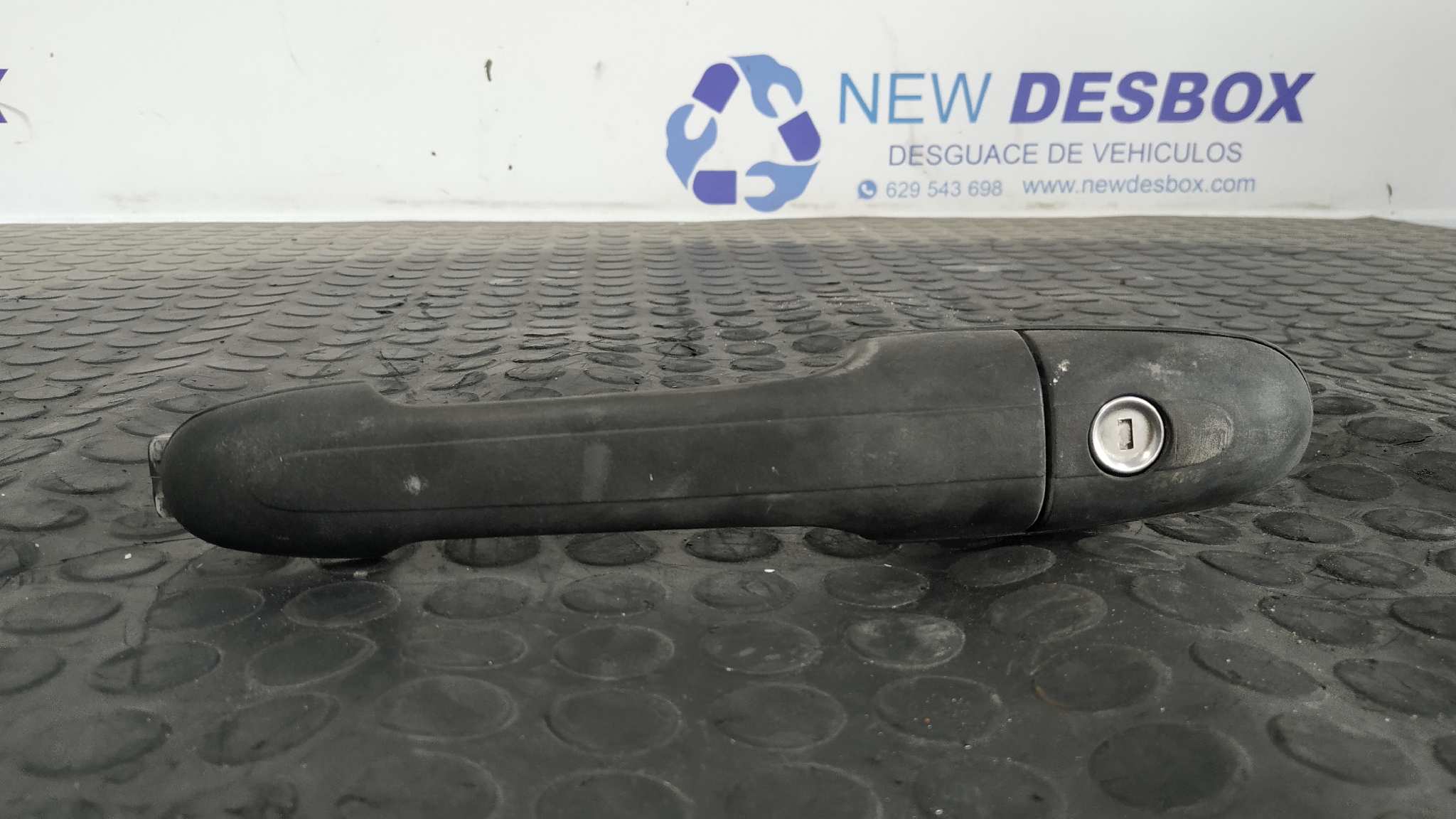 MANETA DELANTERA IZQUIERDA MERCEDES-BENZ VITO CAJA CERRADA 6.03 ->