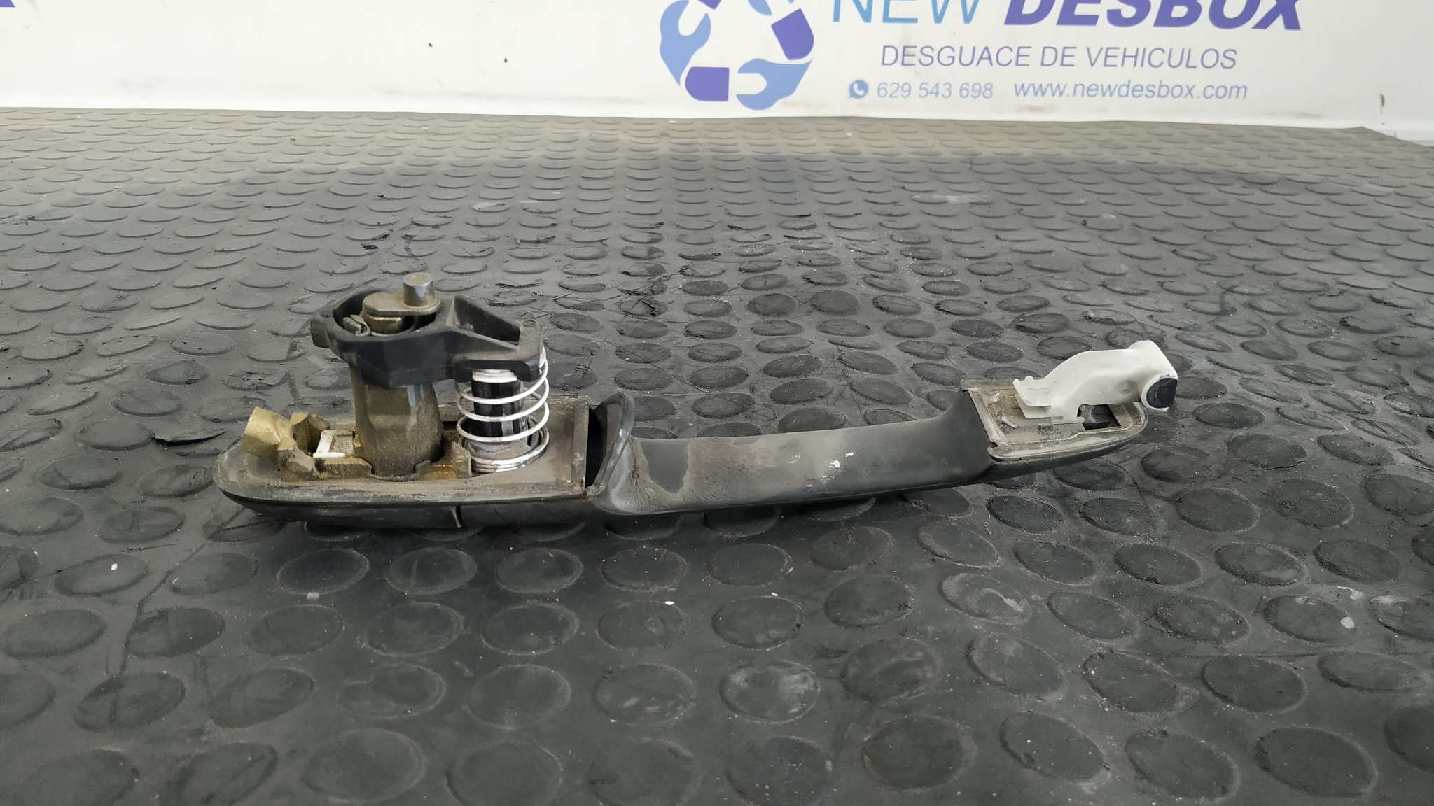 MANETA DELANTERA IZQUIERDA MERCEDES-BENZ VITO CAJA CERRADA 6.03 -> - vista 4