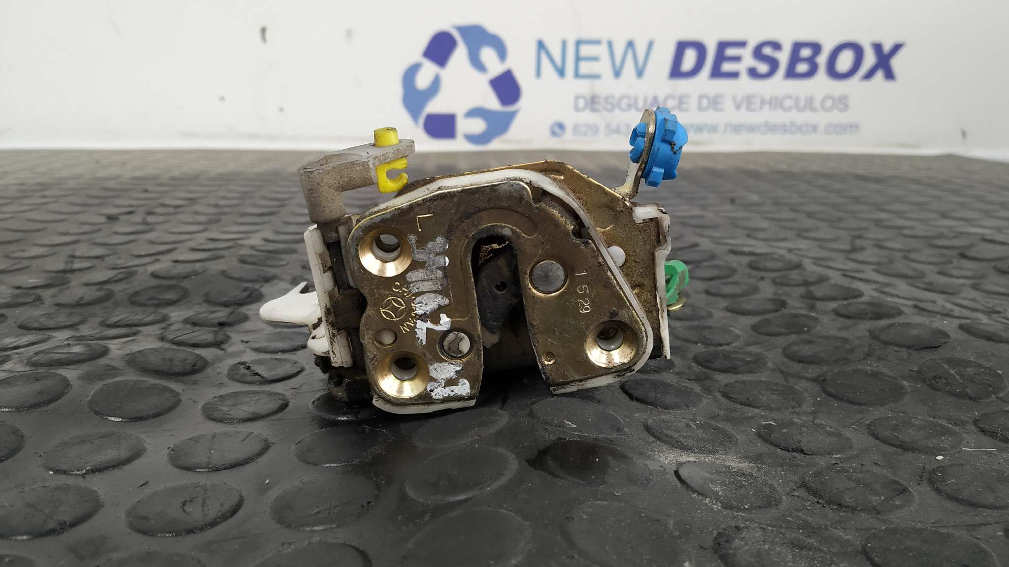 CERRADURA PUERTA DELANTERA IZQUIERDA NISSAN CABSTAR - vista 3