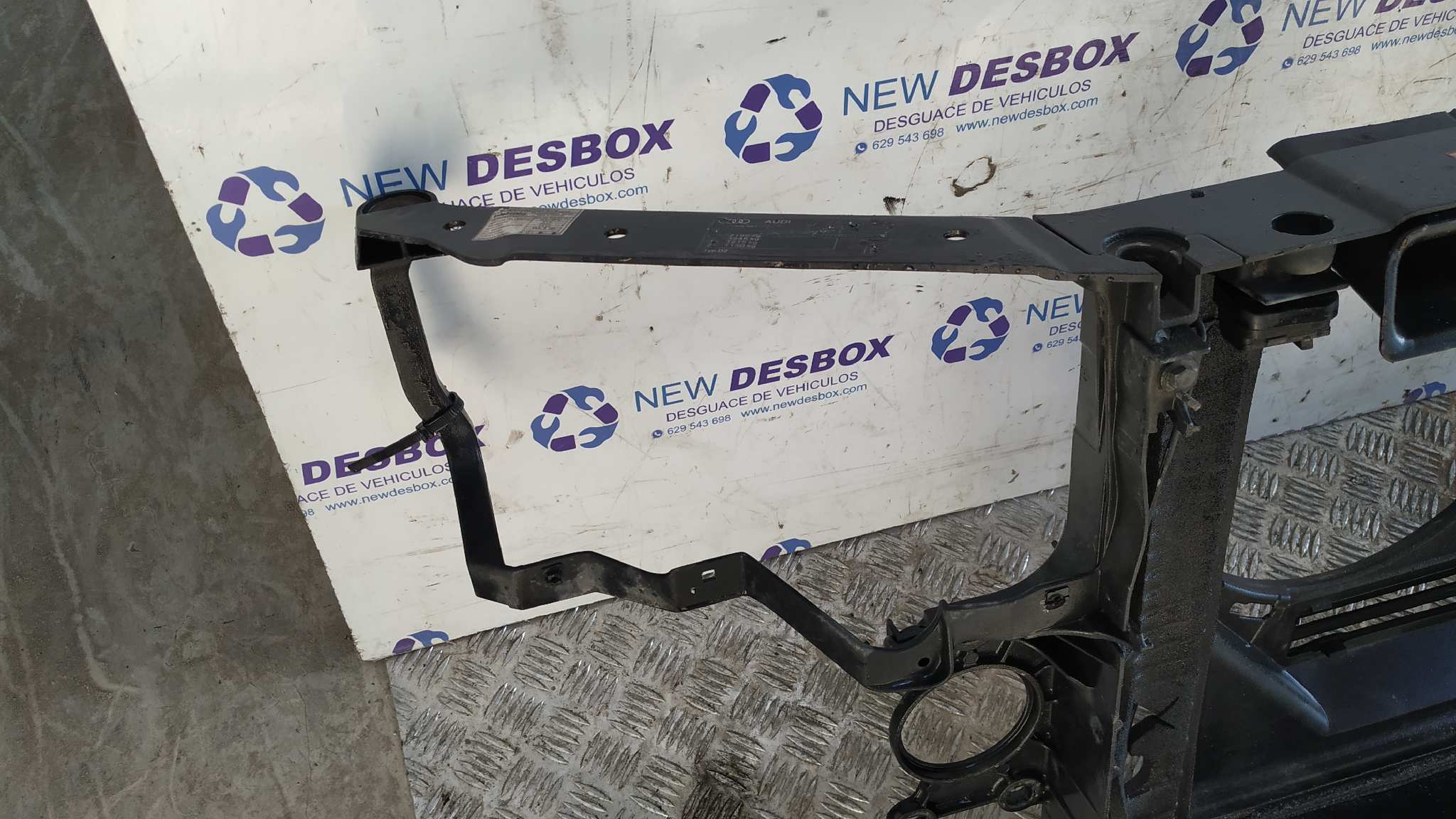 PANEL FRONTAL AUDI A8 (D2) - vista 3