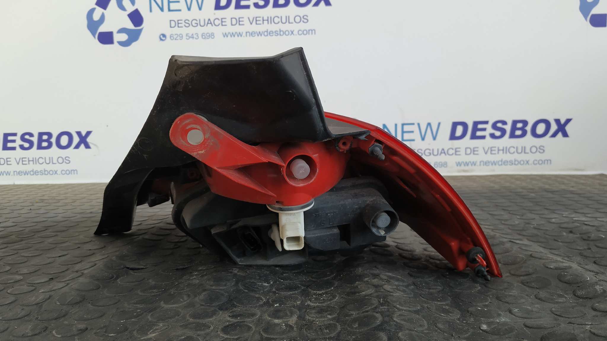 PILOTO TRASERO IZQUIERDO RENAULT MEGANE II BERLINA 5P - vista 6