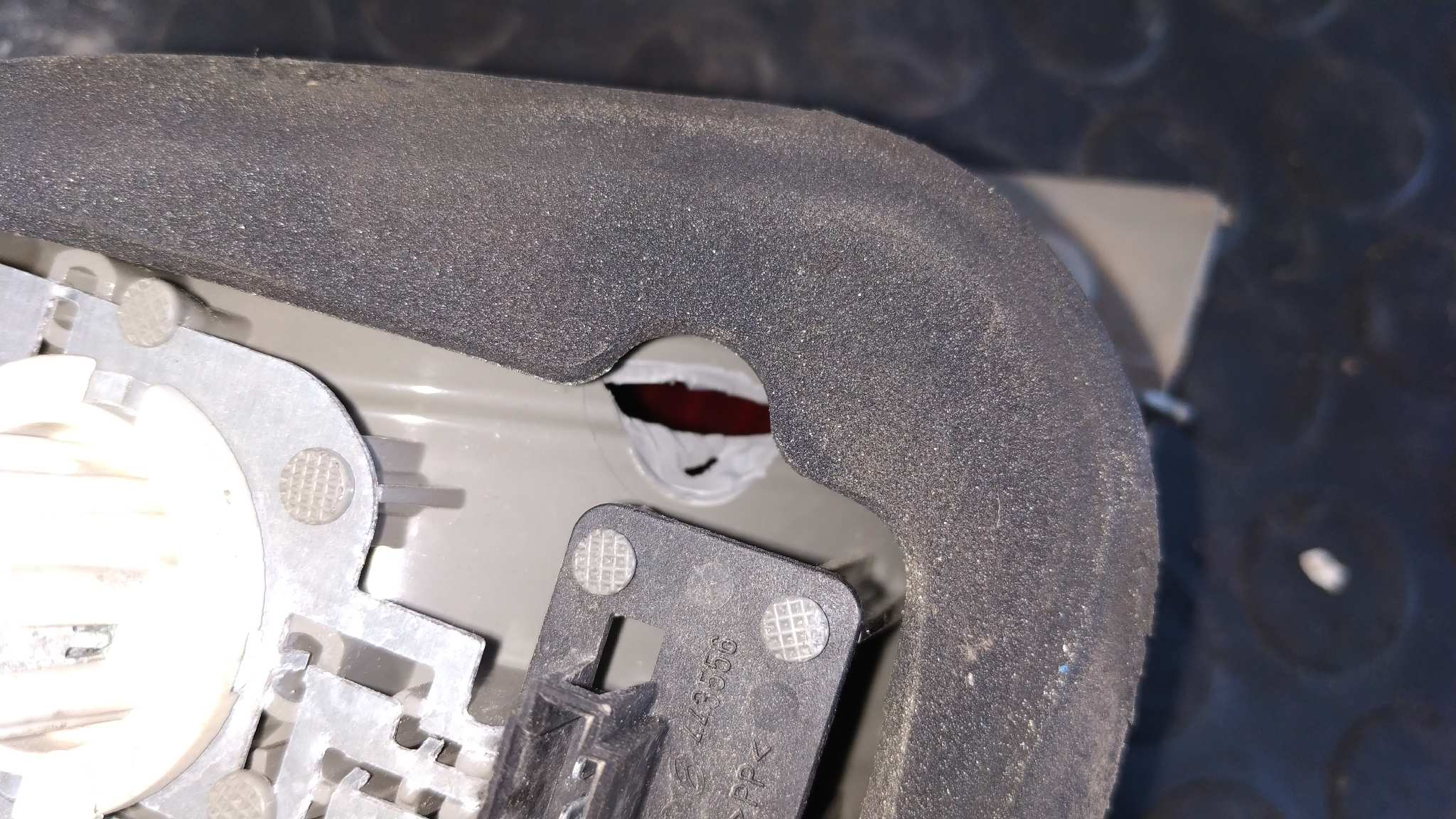 PILOTO PORTON DERECHO OPEL VECTRA C CARAVAN 1.9 16V CDTI CAT (Z 19 DTH / LRD) - vista 5