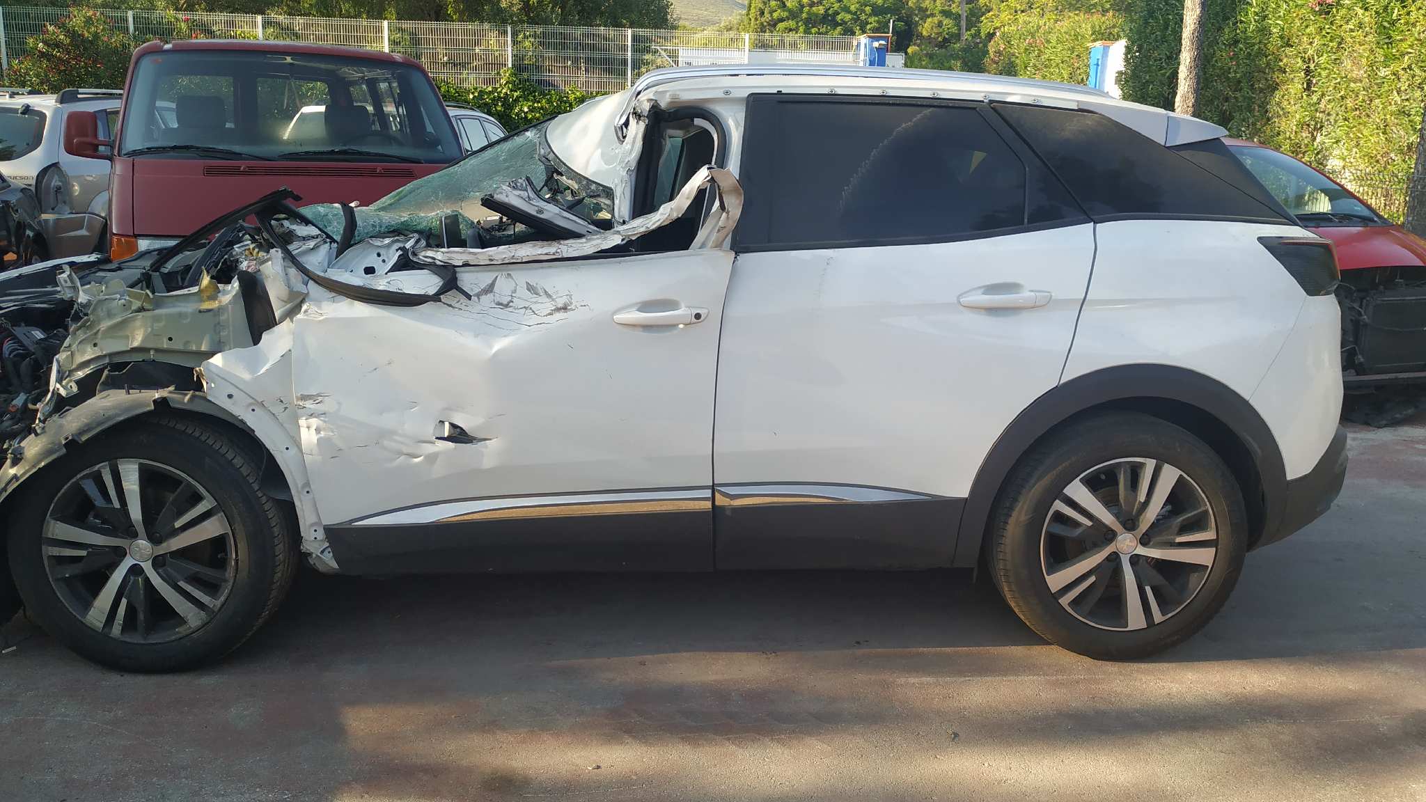 FARO ANTINIEBLA IZQUIERDO PEUGEOT 3008 - vista 7