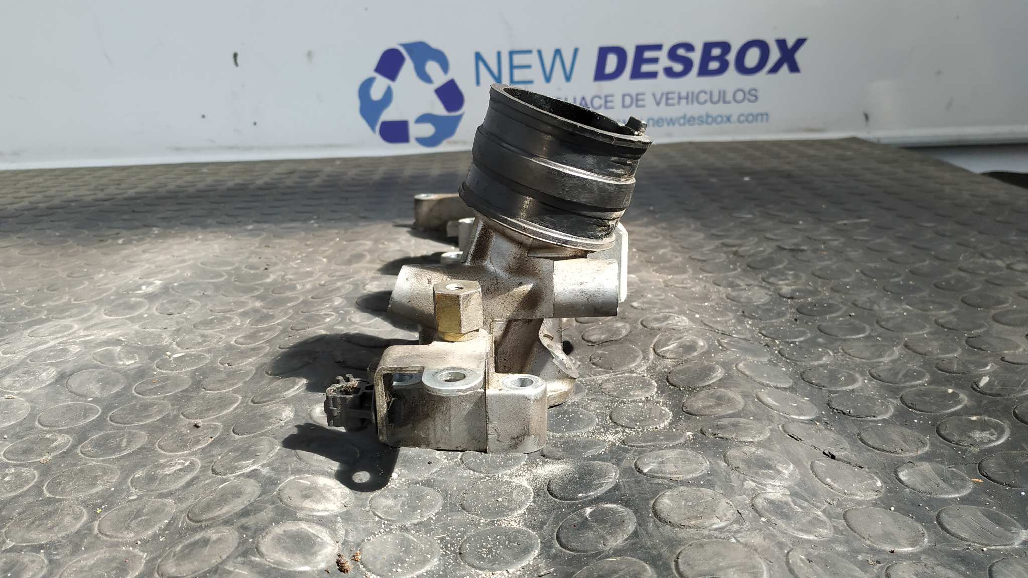 COLECTOR ADMISION ALFA ROMEO 147 (190) - vista 5