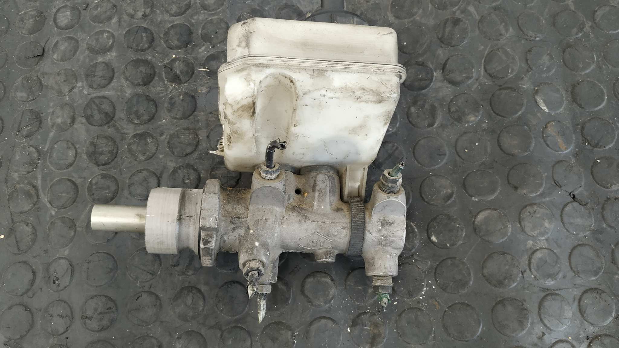 BOMBA FRENO RENAULT MASTER CAJA - vista 5