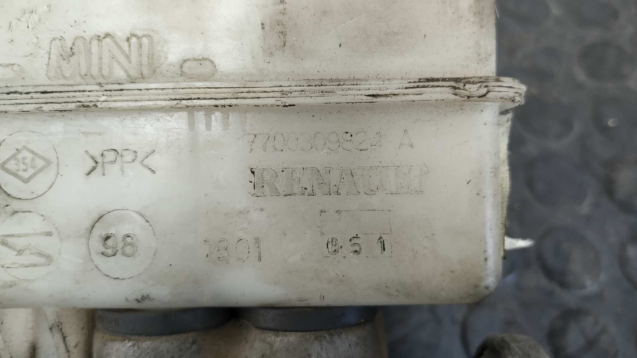 BOMBA FRENO RENAULT MASTER CAJA - vista 3