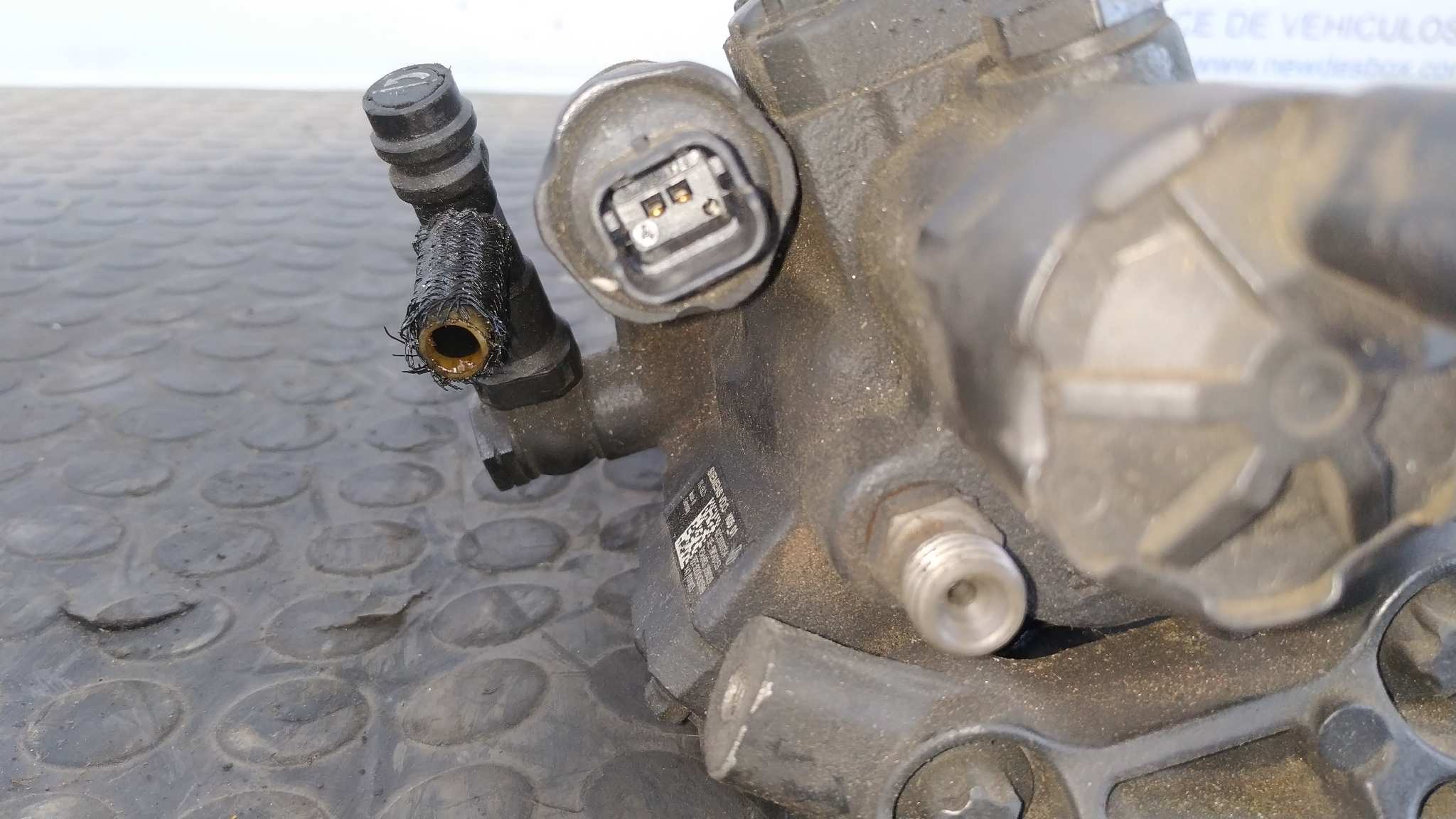 BOMBA INYECCION RENAULT SCENIC II - vista 6